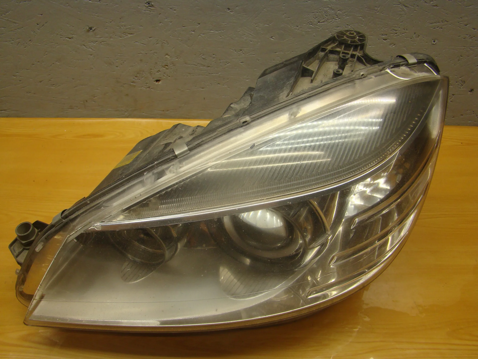 Блок фара левая Mercedes-Benz W204 271 - миниатюра 2