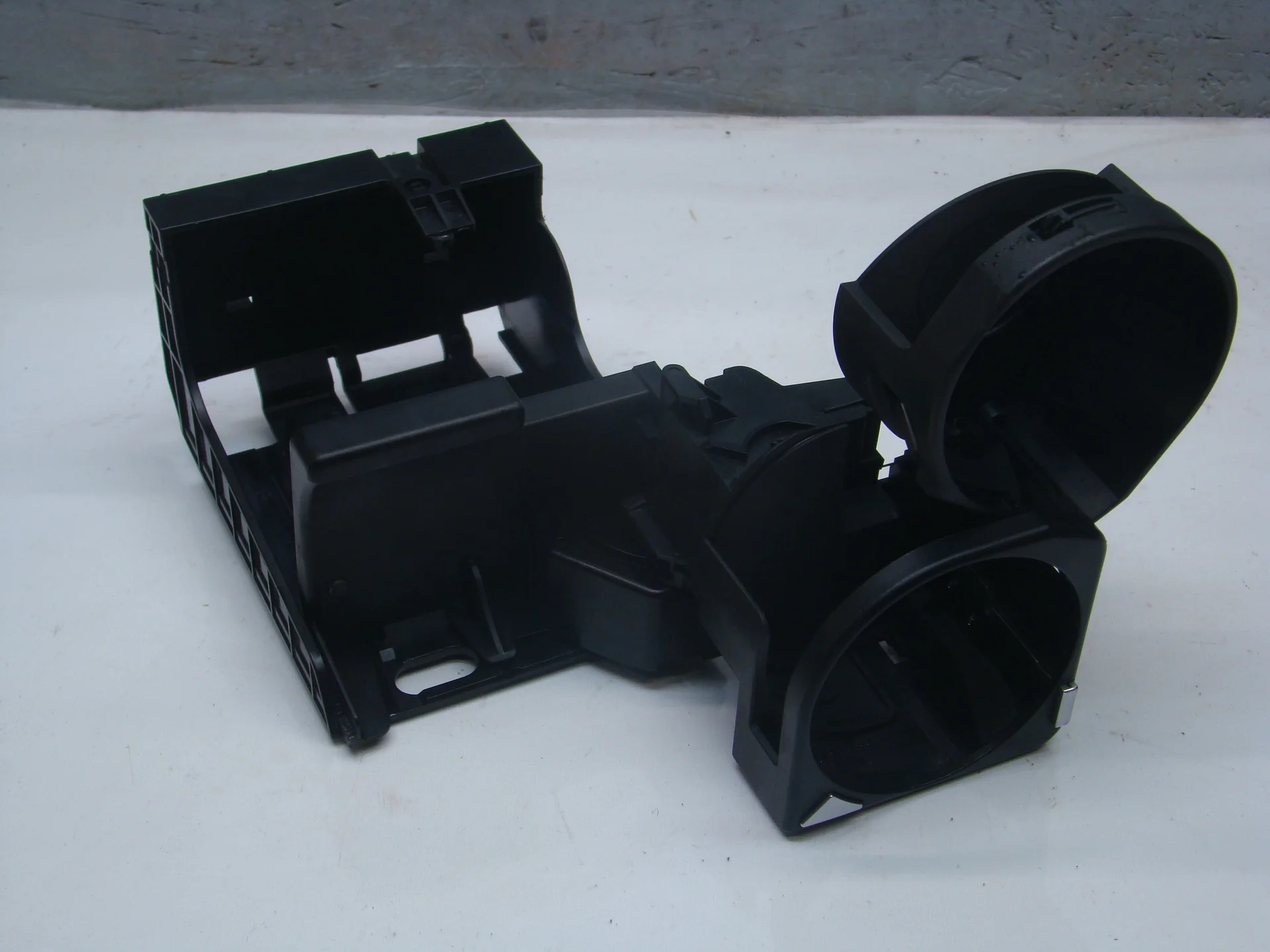 Подстаканник Mercedes-Benz C215 A2156800014 - миниатюра 5