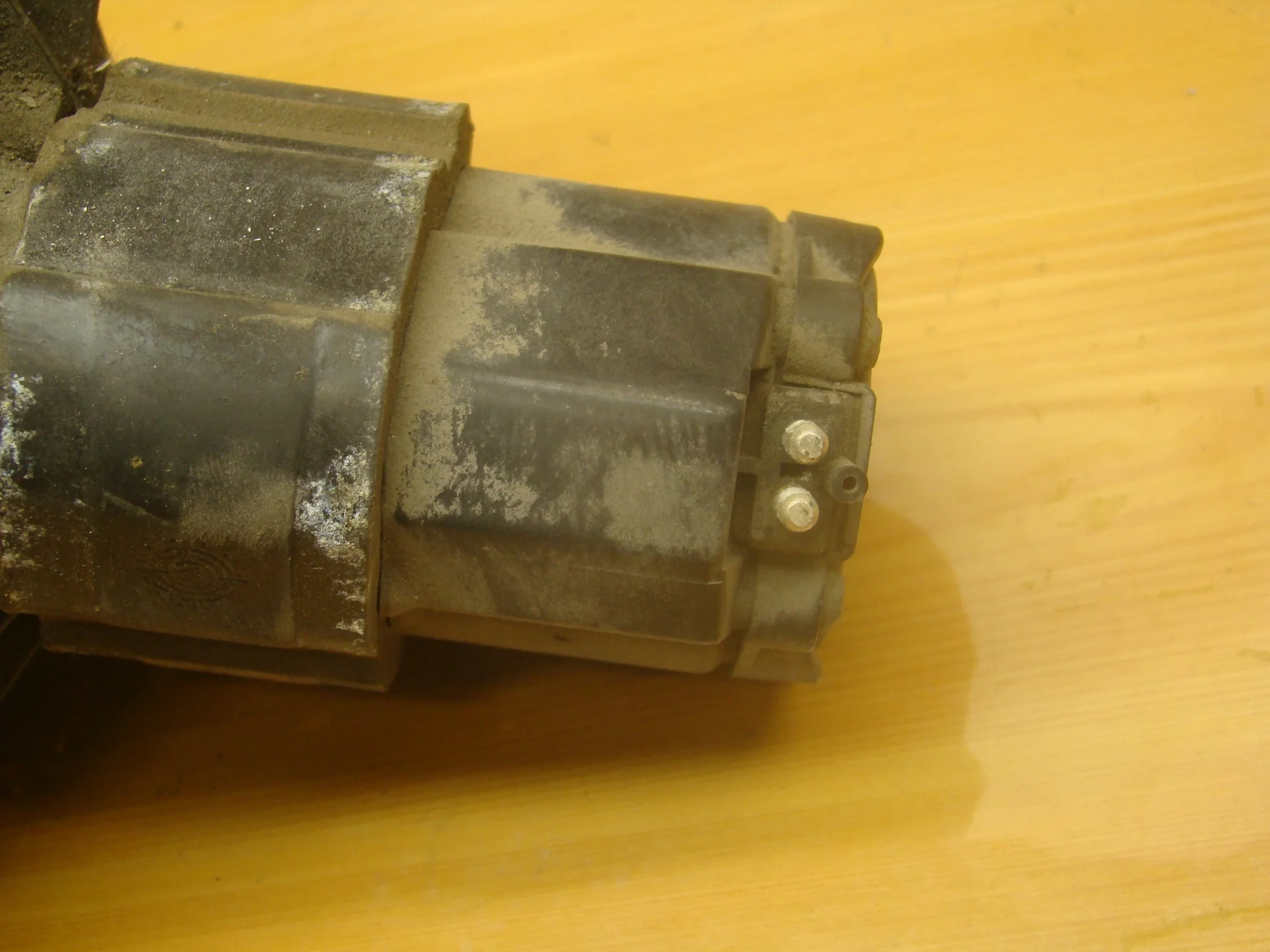 Насос продувки катализатора Mercedes-Benz W210 112 A0001403785 - миниатюра 2