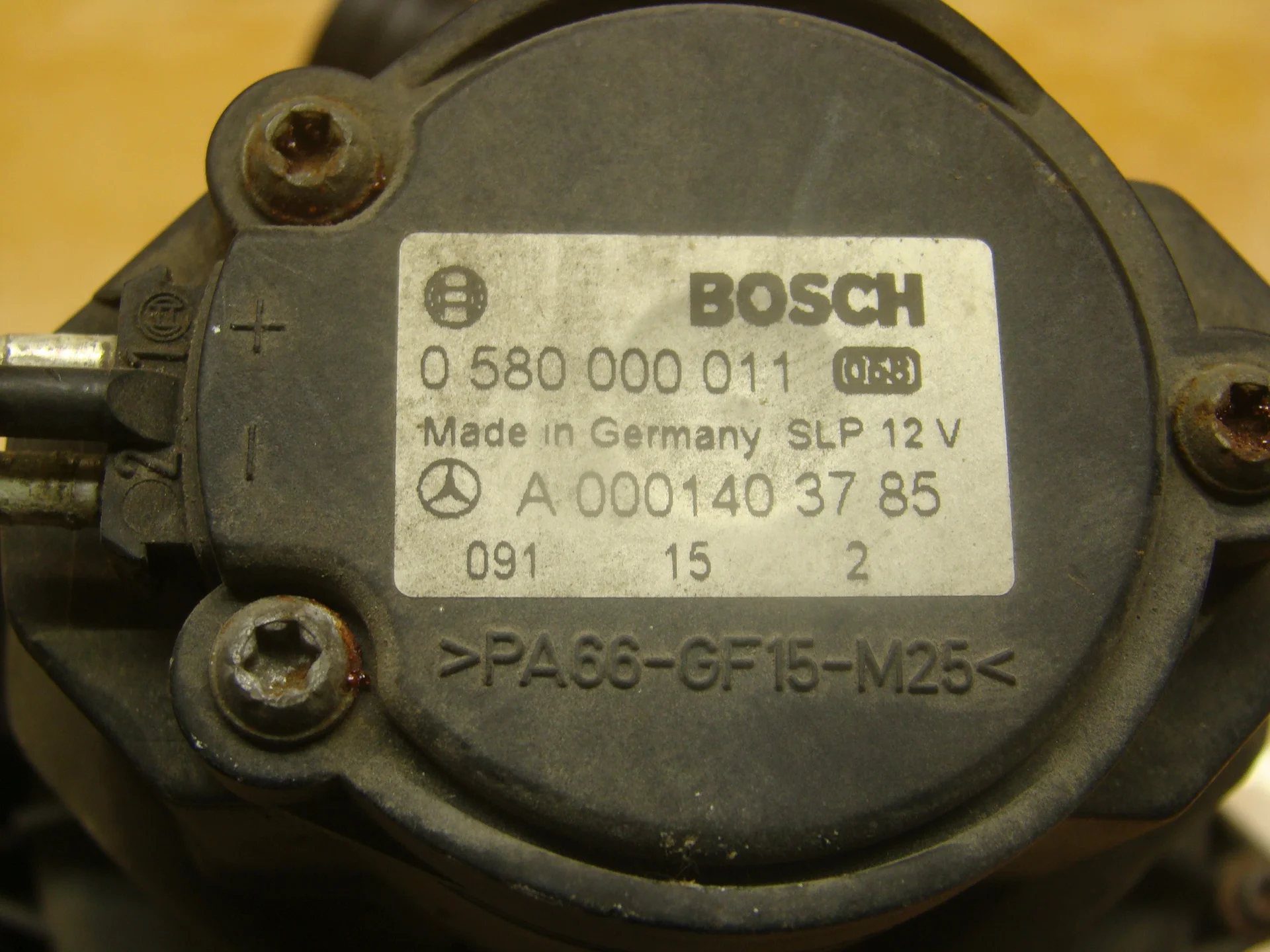 Насос продувки катализатора Mercedes-Benz W210 112 A0001403785 - миниатюра 3