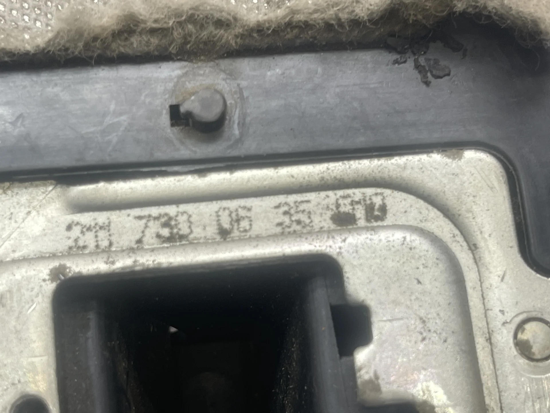 Замок двери задней правой Mercedes-Benz W211  A2117300635 - миниатюра 2