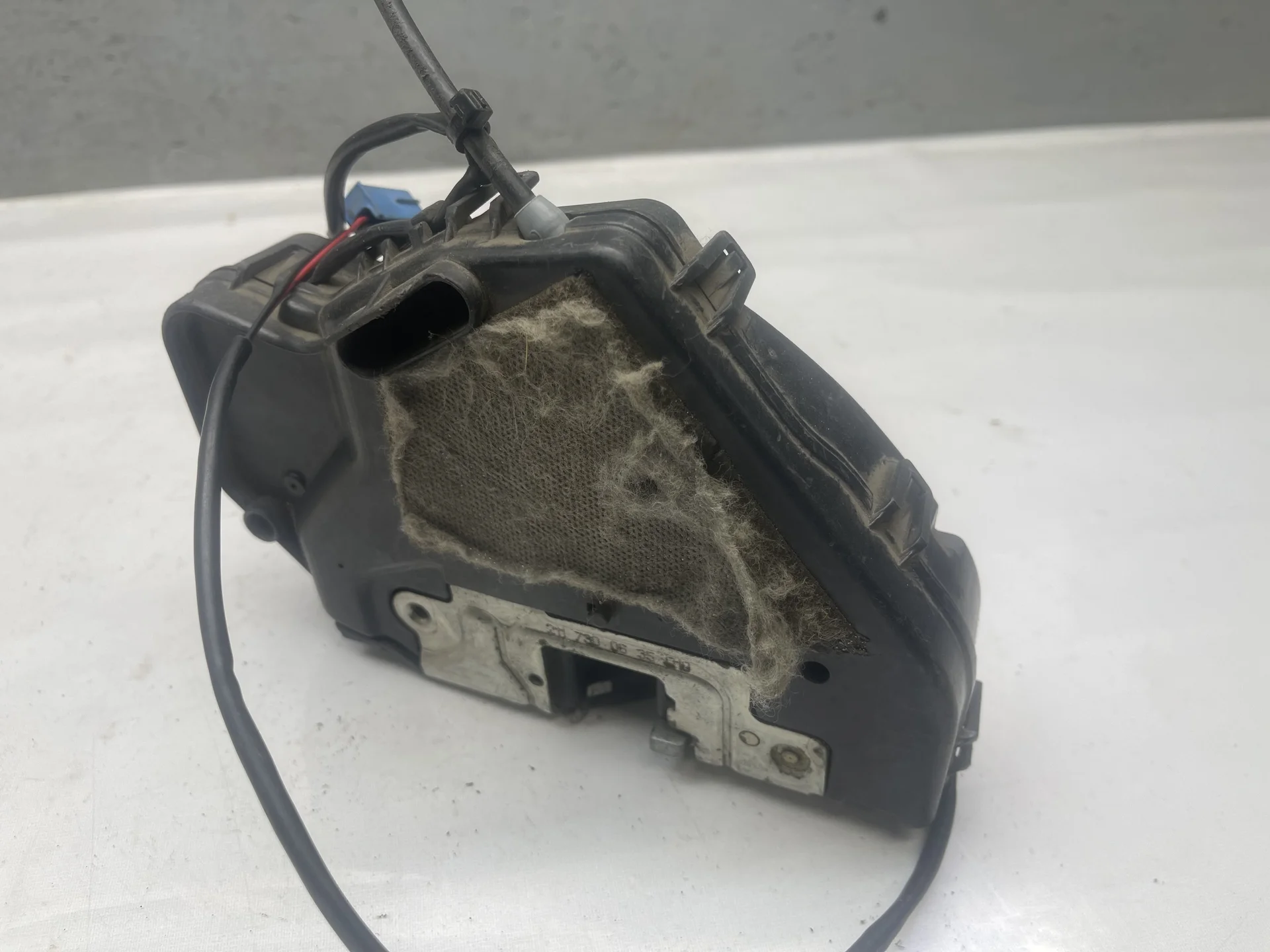 Замок двери задней правой Mercedes-Benz W211  A2117300635 - миниатюра 4