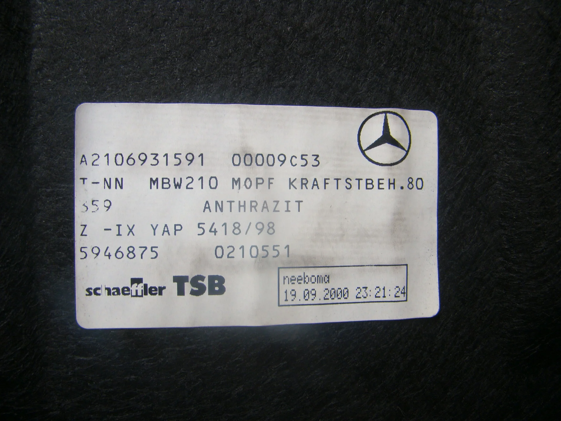 Обшивка багажного отделения Mercedes-Benz W210 112 A2106931391 - миниатюра 5