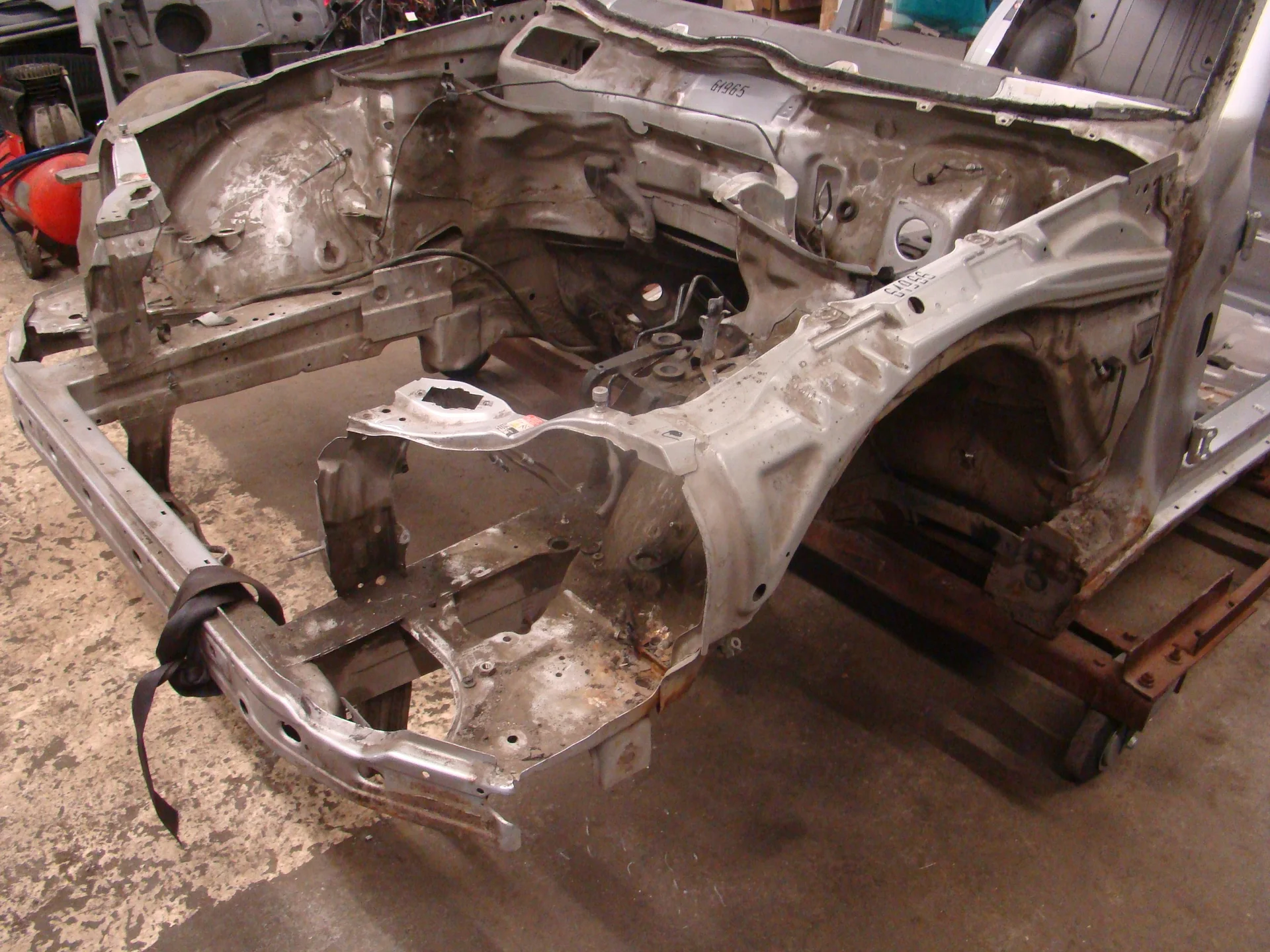 Передняя часть кузова Mercedes-Benz W210 - миниатюра 6