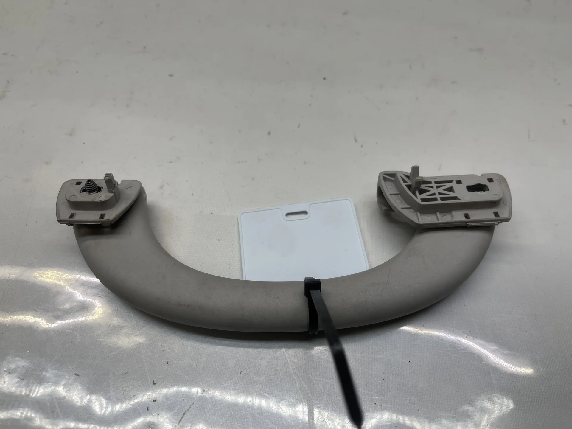 Поручень потолочный Mercedes-Benz W211 A2118100051 - миниатюра 2
