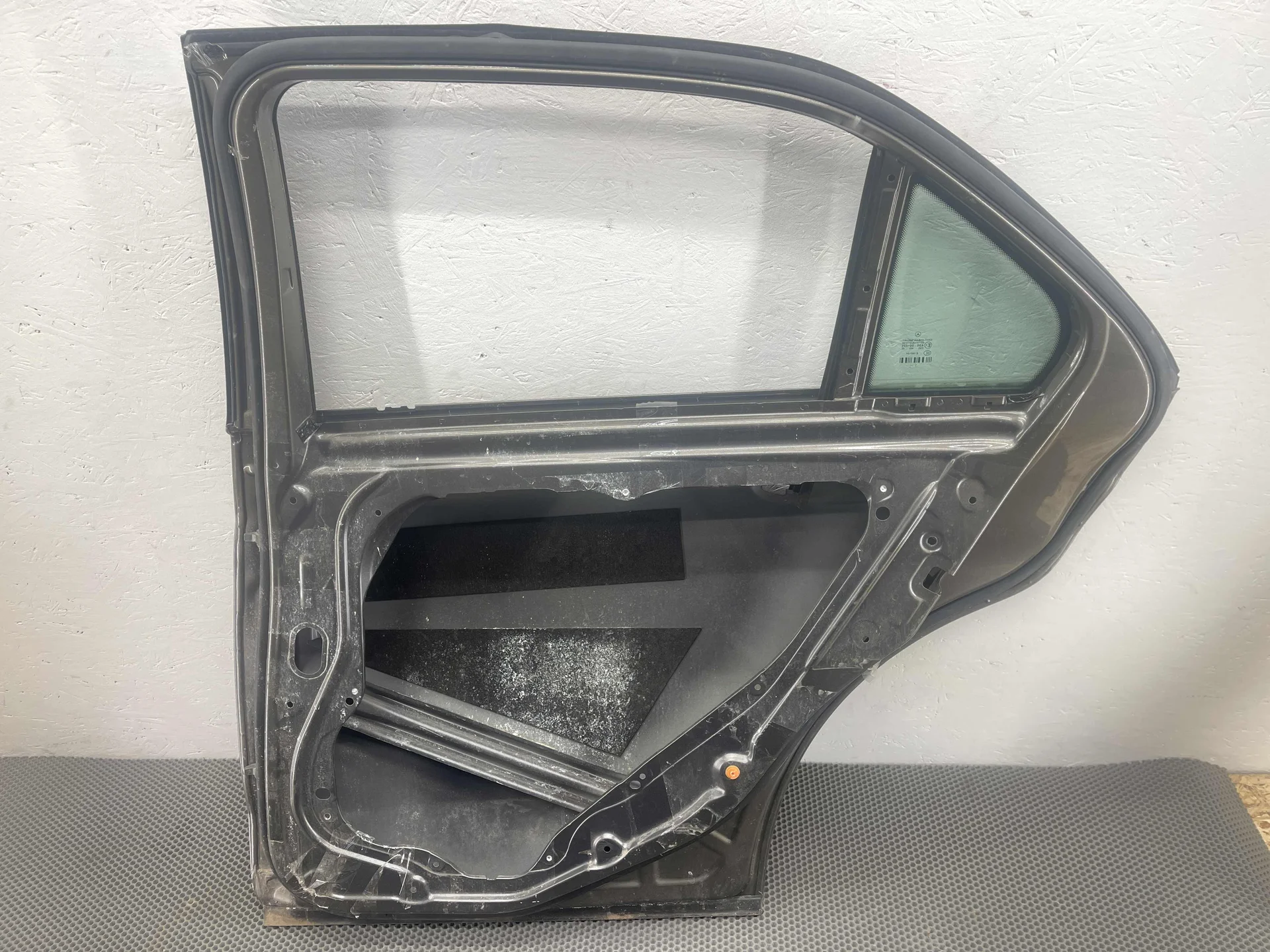 Дверь боковая задняя правая Mercedes-Benz W212 276 A2127300205 - миниатюра 9