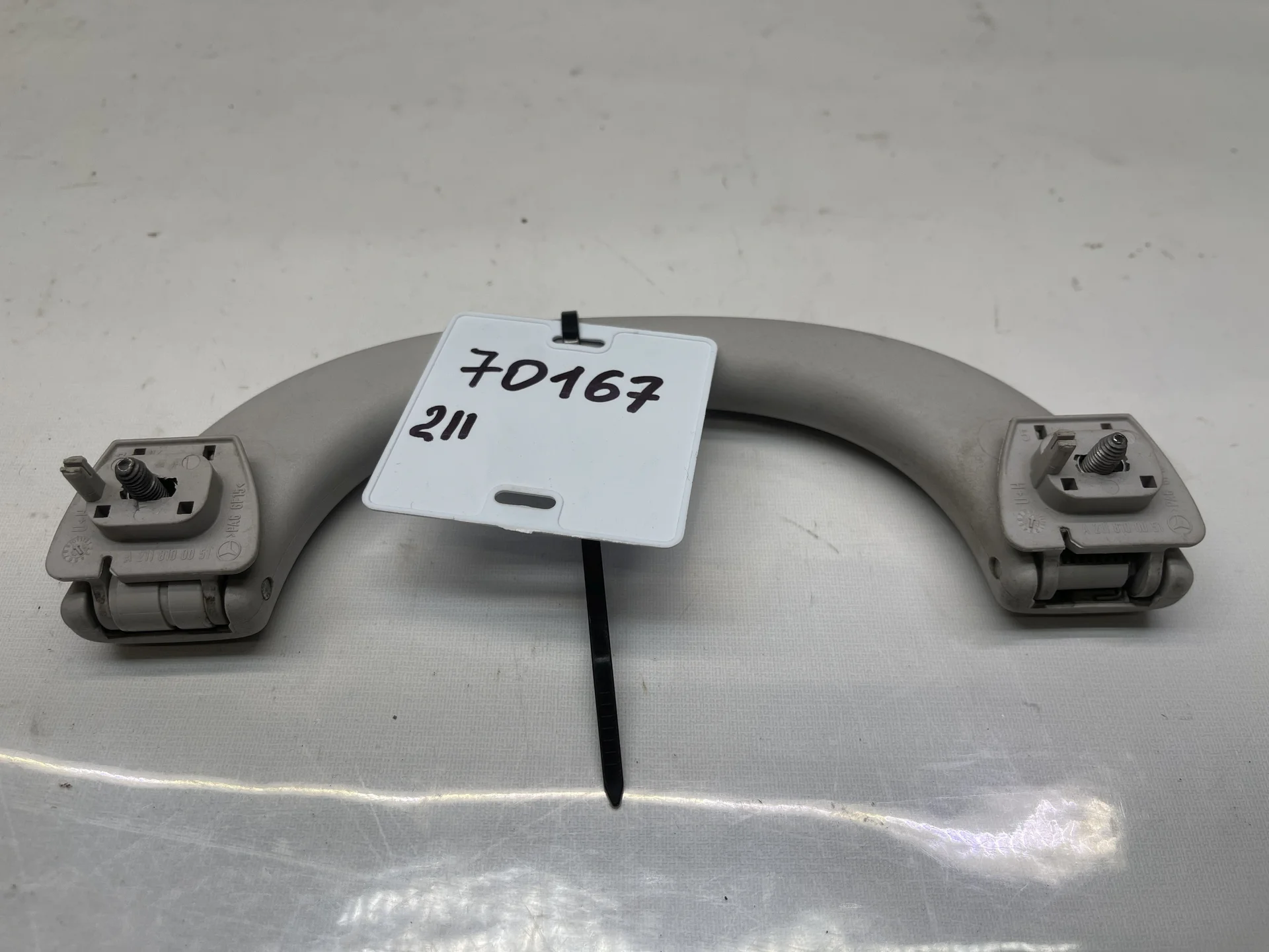 Поручень потолочный Mercedes-Benz W211 A2118100051 - миниатюра 2