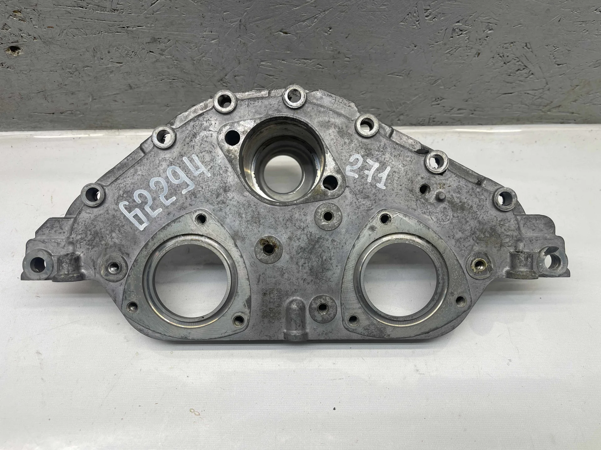 Крышка головки блока цилиндров Mercedes-Benz W203 271 A2710160806 - изображение 1