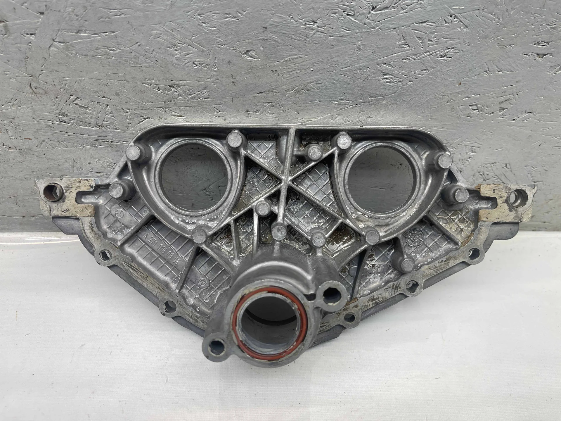 Крышка головки блока цилиндров Mercedes-Benz W203 271 A2710160806 - миниатюра 2