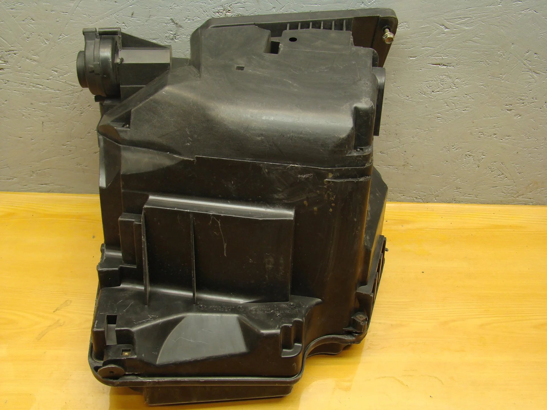 Корпус блока предохранителей Mercedes-Benz W210 A2105400567 - миниатюра 3