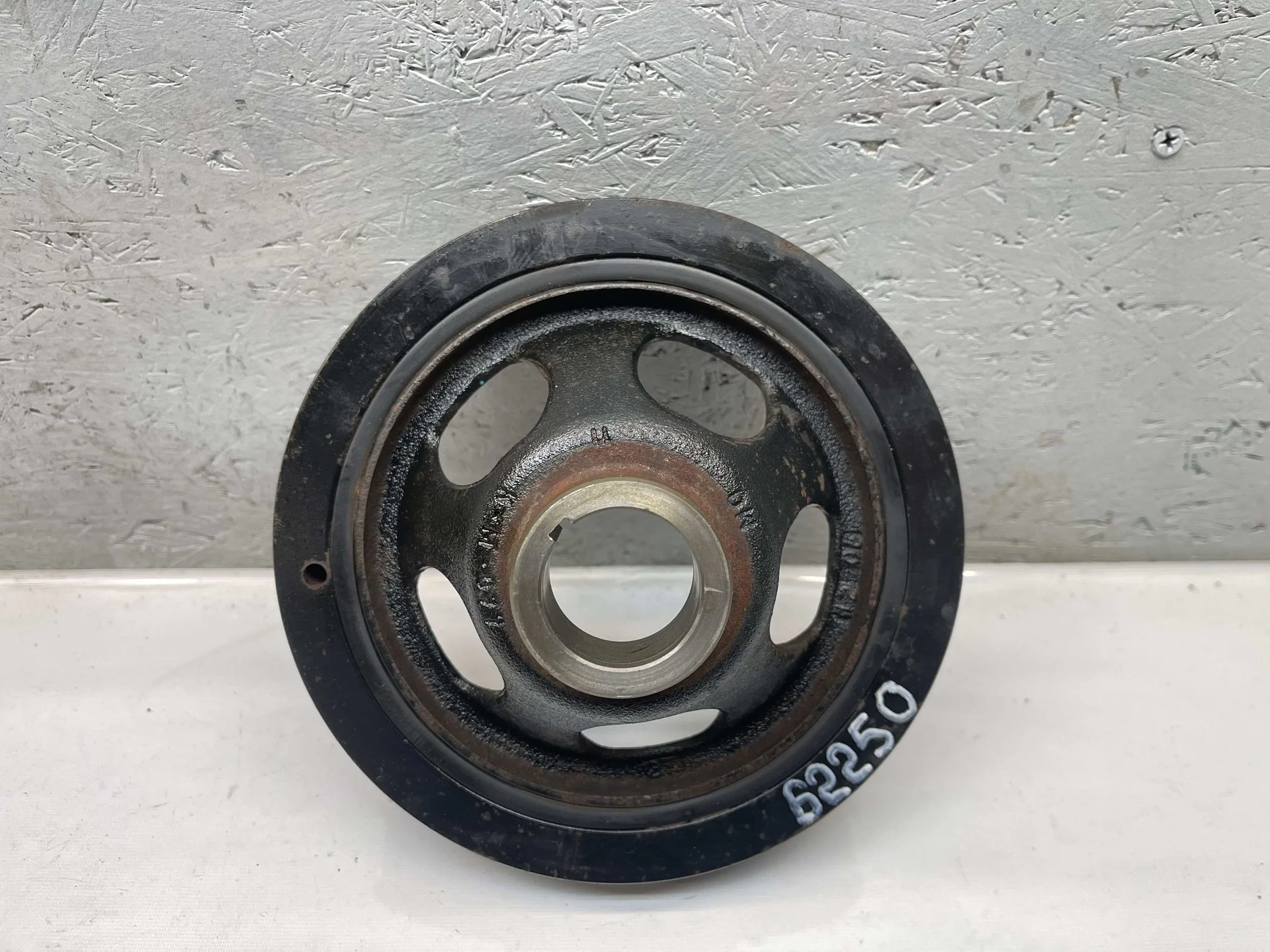 Шкив коленвала Mercedes-Benz W203 271 A2710300003 - миниатюра 2