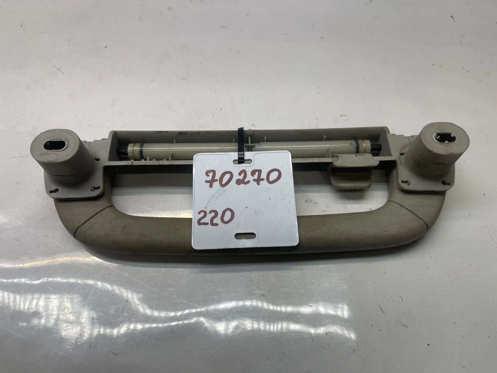 Поручень потолочный Mercedes-Benz W220 A2208100551 - миниатюра 2