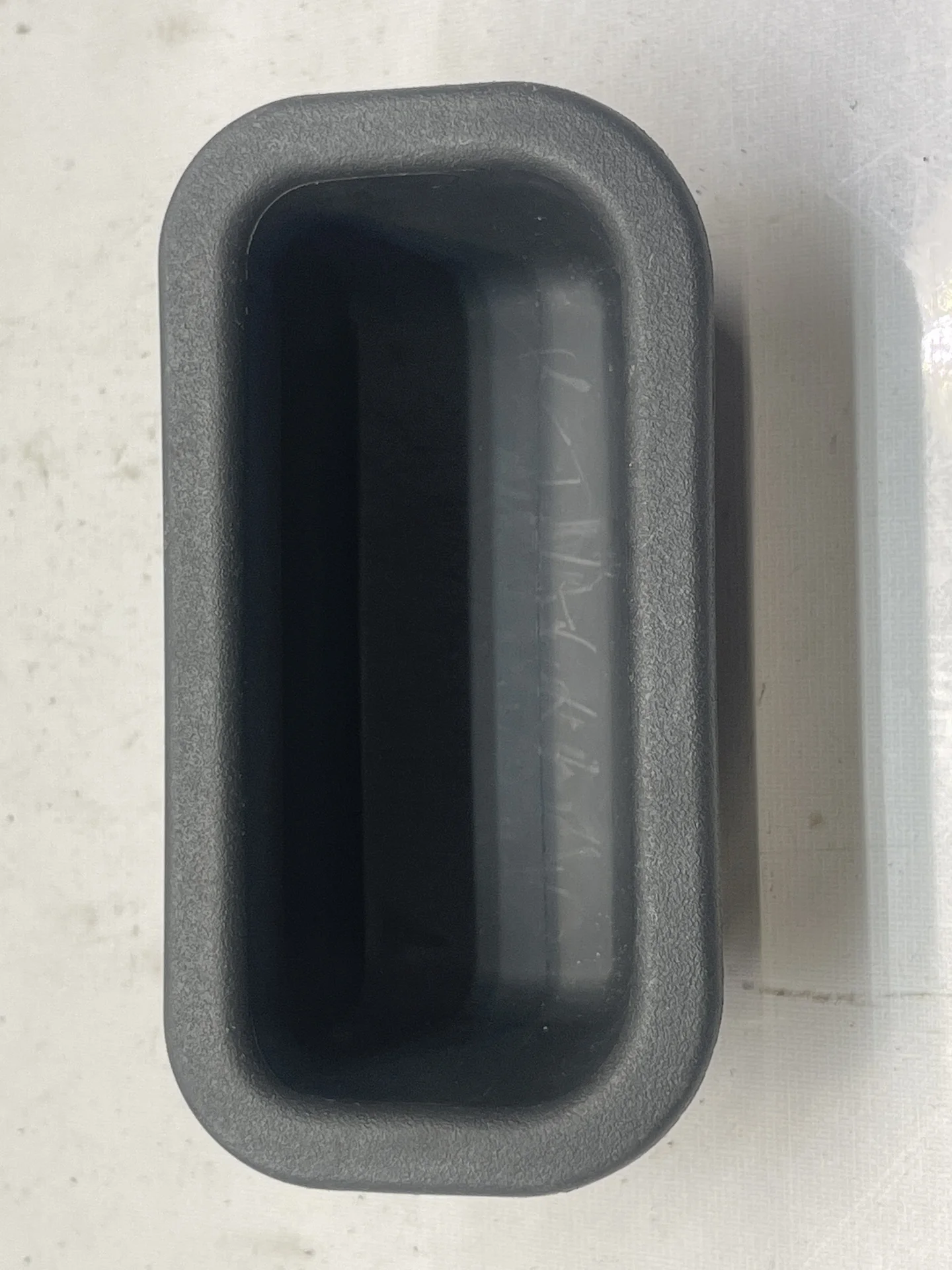 Ручка крышки багажника Mercedes-Benz W168  A1637430072 - миниатюра 2