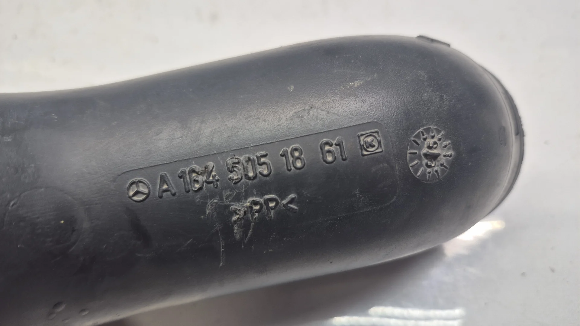 Патрубок воздушный Mercedes-Benz W164 A1645051861 - миниатюра 2