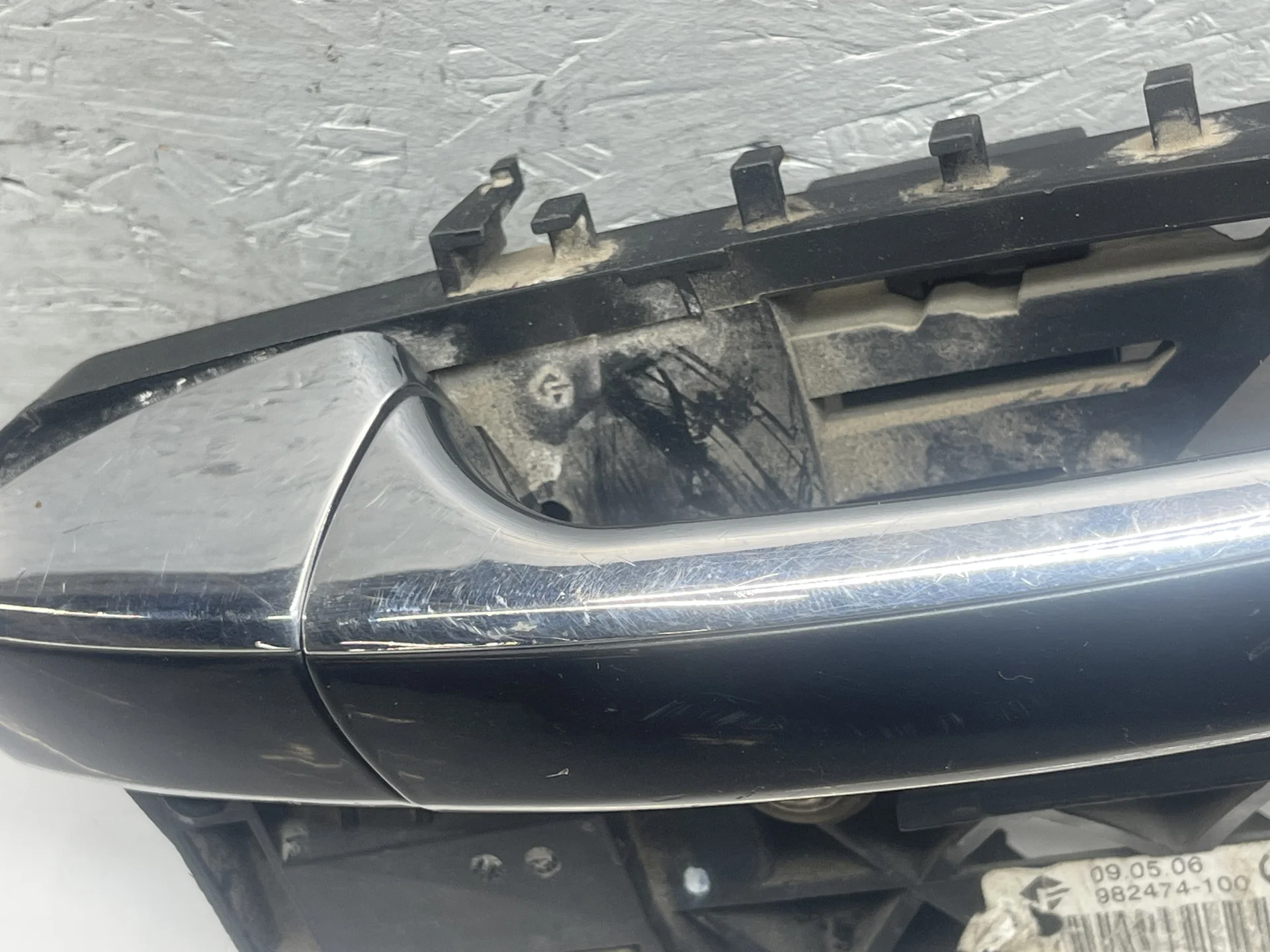 Ручка наружняя задней правой двери Mercedes-Benz W221  A2217600270 - миниатюра 6