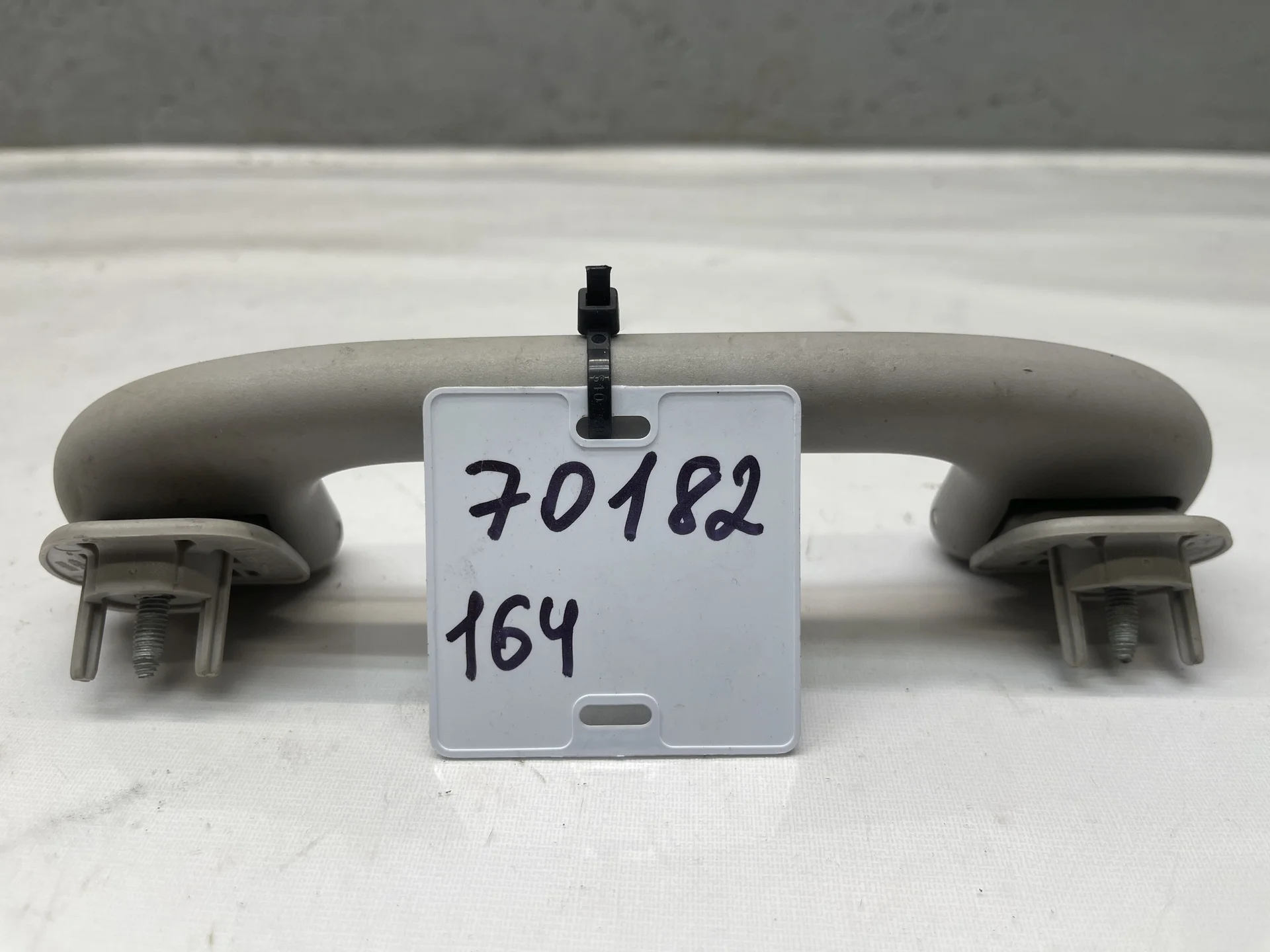 Поручень потолочный передний Mercedes-Benz W164 A1648100354 - миниатюра 2