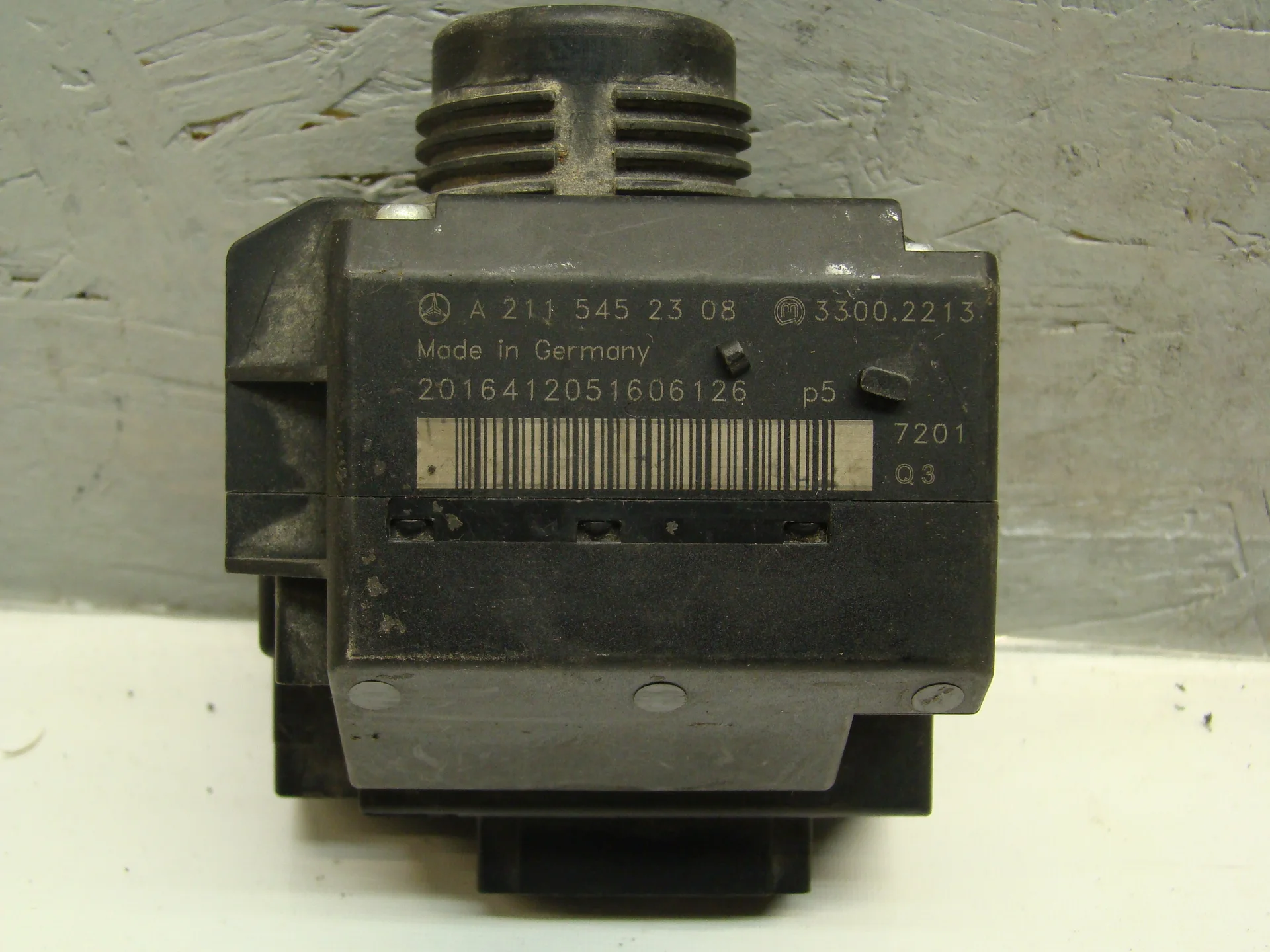 Замок зажигания Mercedes-Benz W211 A2115452308 - изображение 1