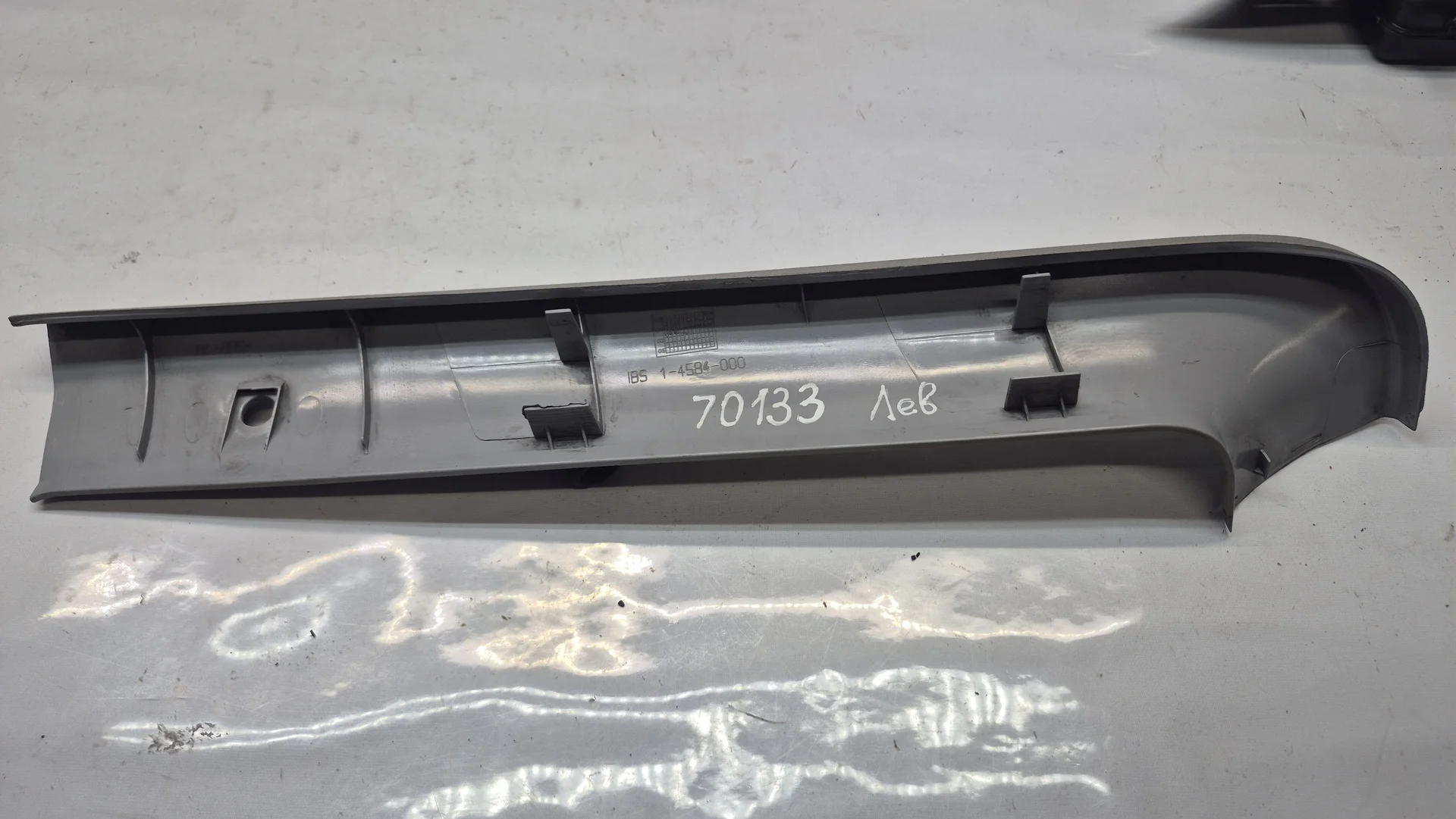 Обшивка двери багажника левая Mercedes-Benz CL203 A2037470571 - миниатюра 3