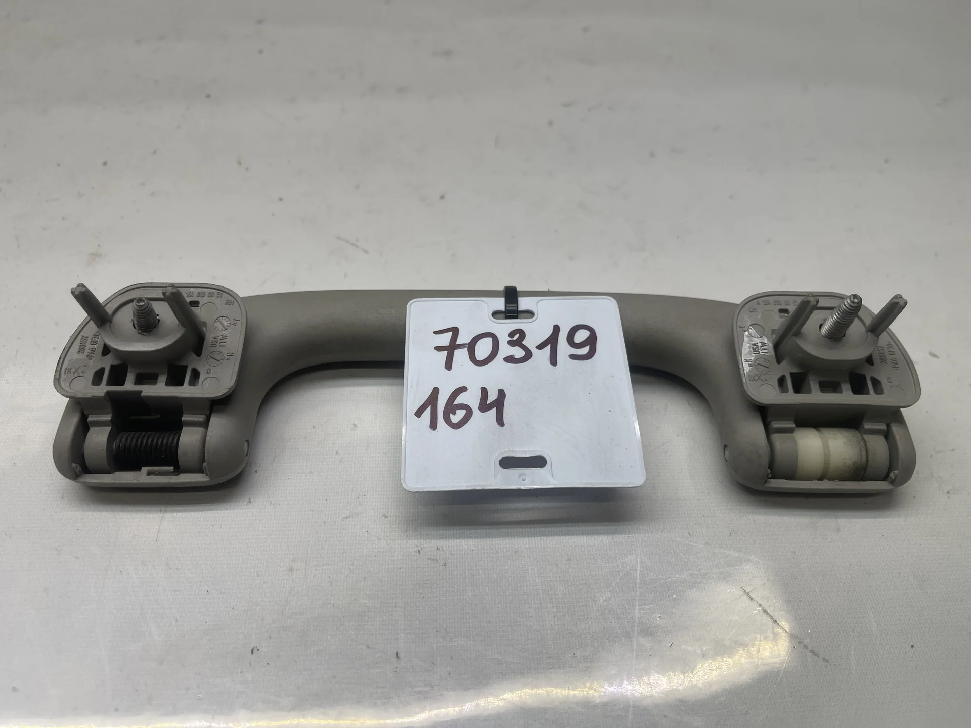 Поручень потолочный передний Mercedes-Benz W164  A1648100051 - миниатюра 2