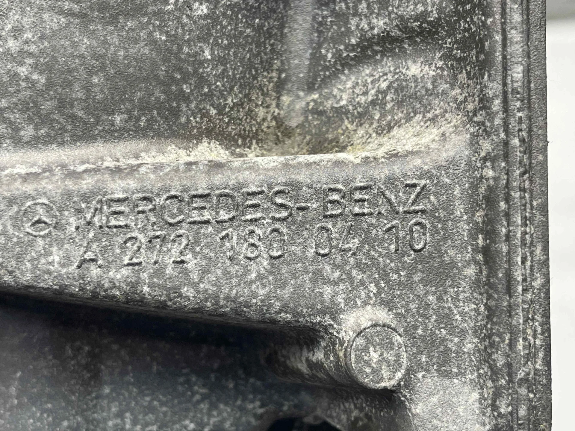 Корпус масляного фильтра Mercedes-Benz W164 272 A2721800410 - миниатюра 4
