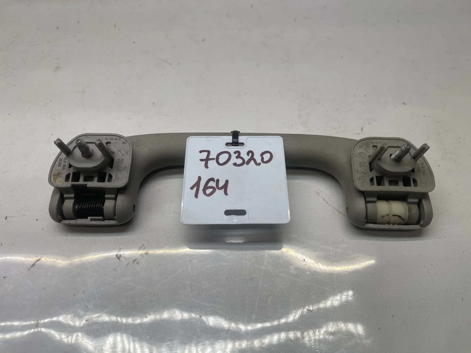 Поручень потолочный передний Mercedes-Benz W164  A1648100051 - миниатюра 2