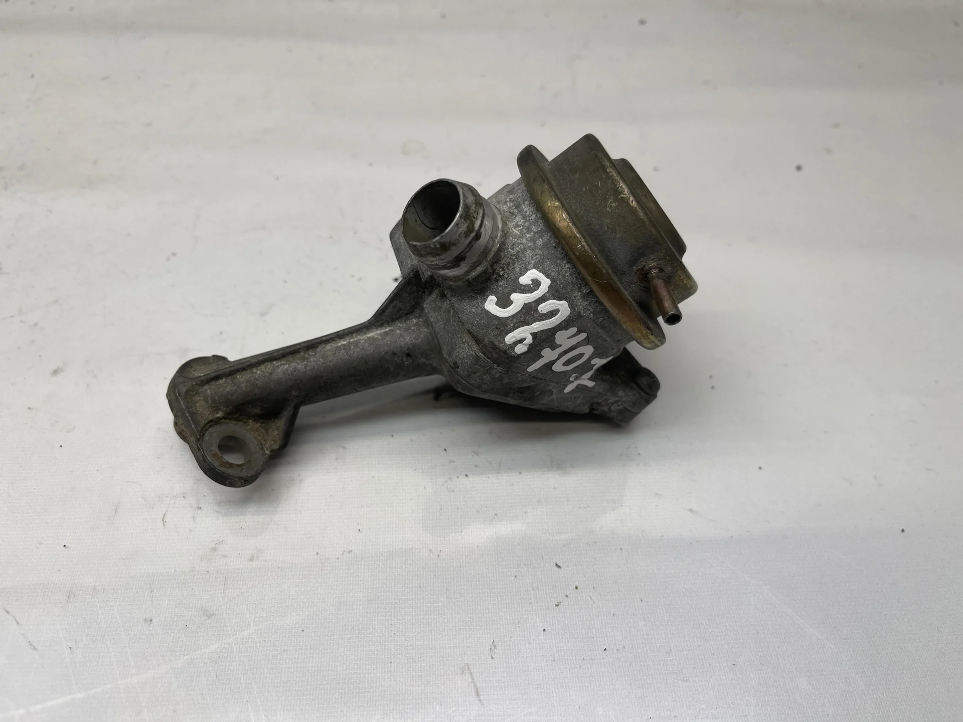 Клапан ЕГР Mercedes-Benz W211 112 A0021403560 - миниатюра 2
