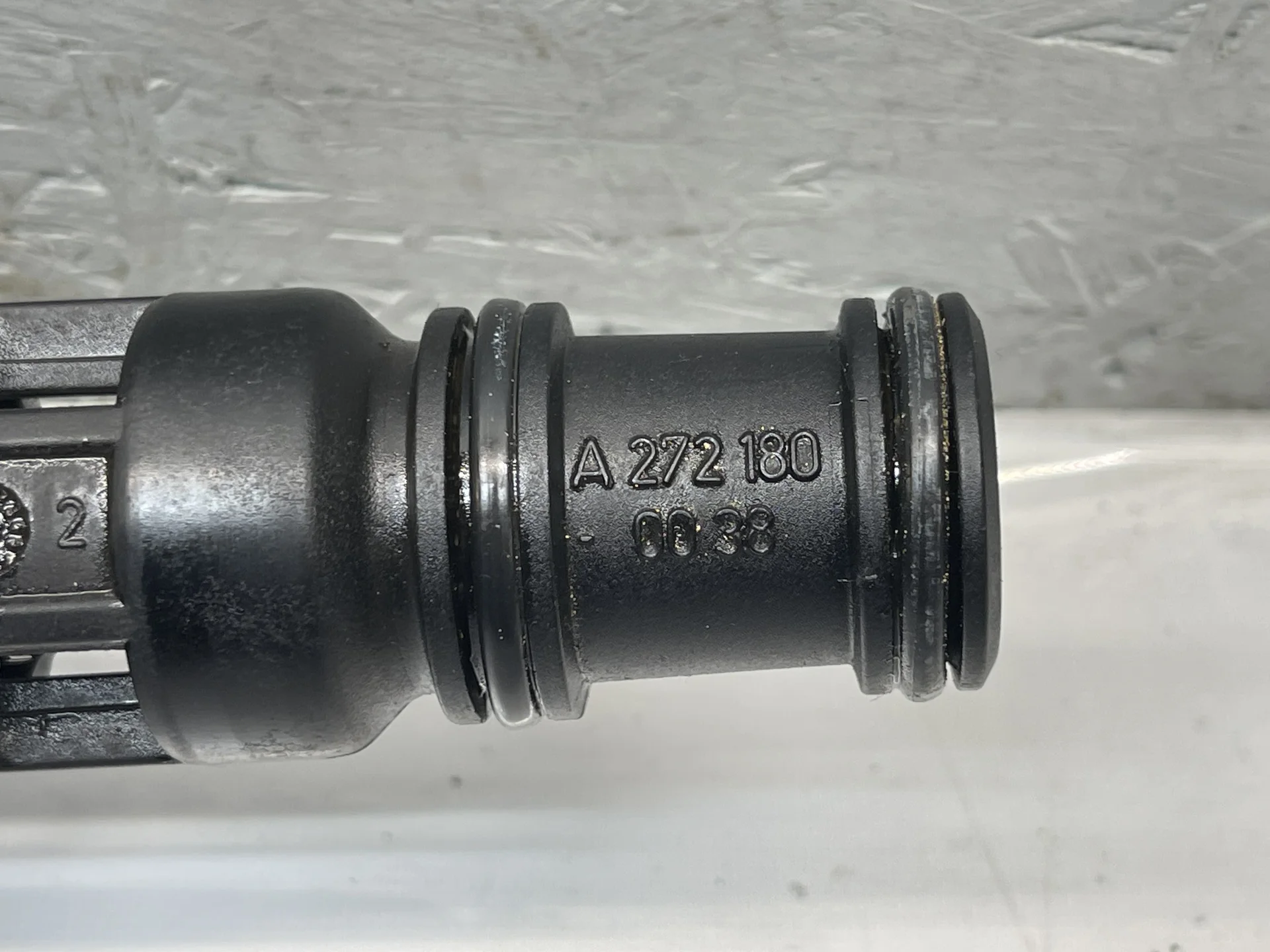 Крышка маслянного фильтра Mercedes-Benz W164 272 A2721800038 - миниатюра 3