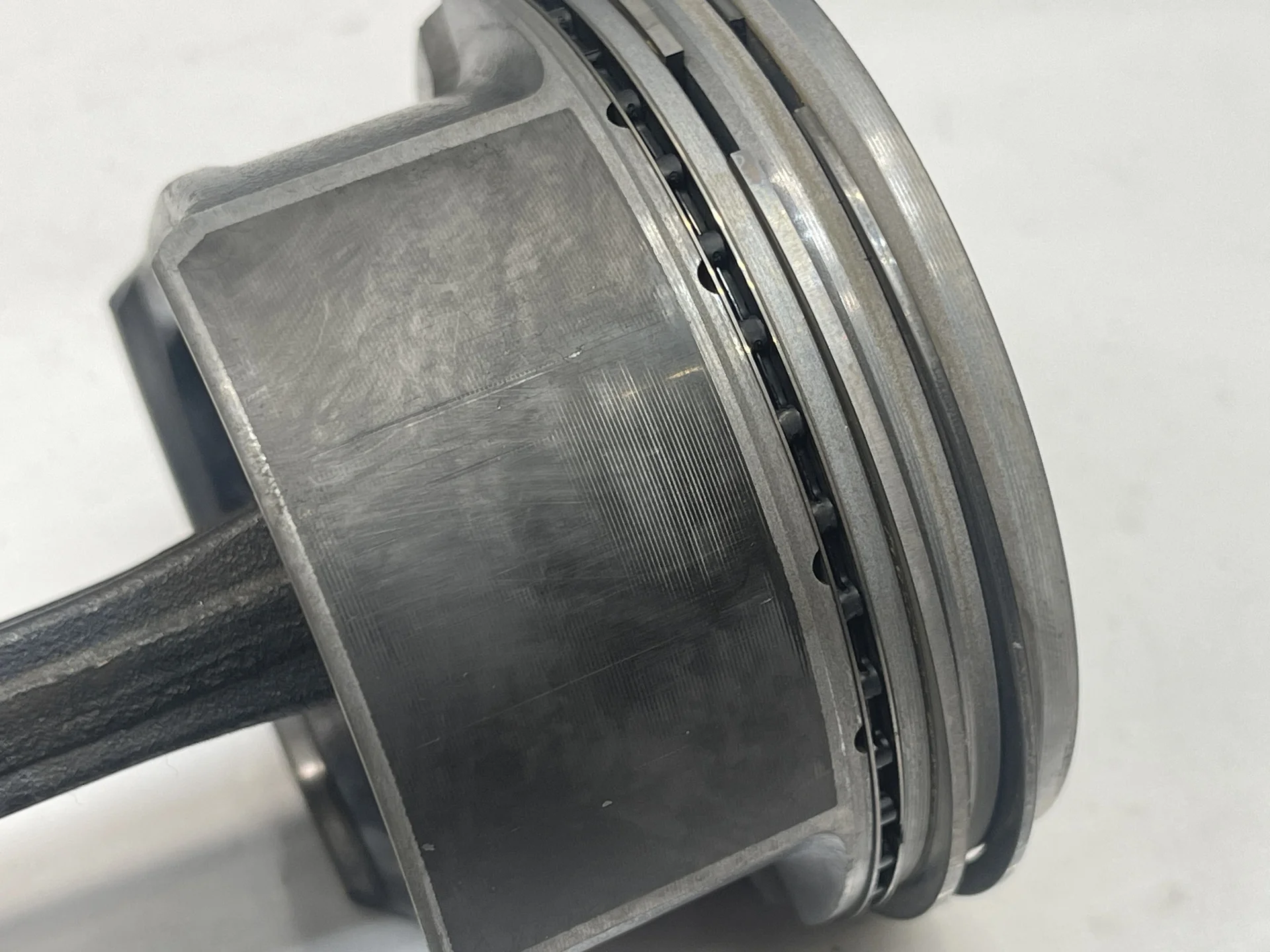 Поршень с шатуном Mercedes-Benz W203 271 A2710302117 - миниатюра 3