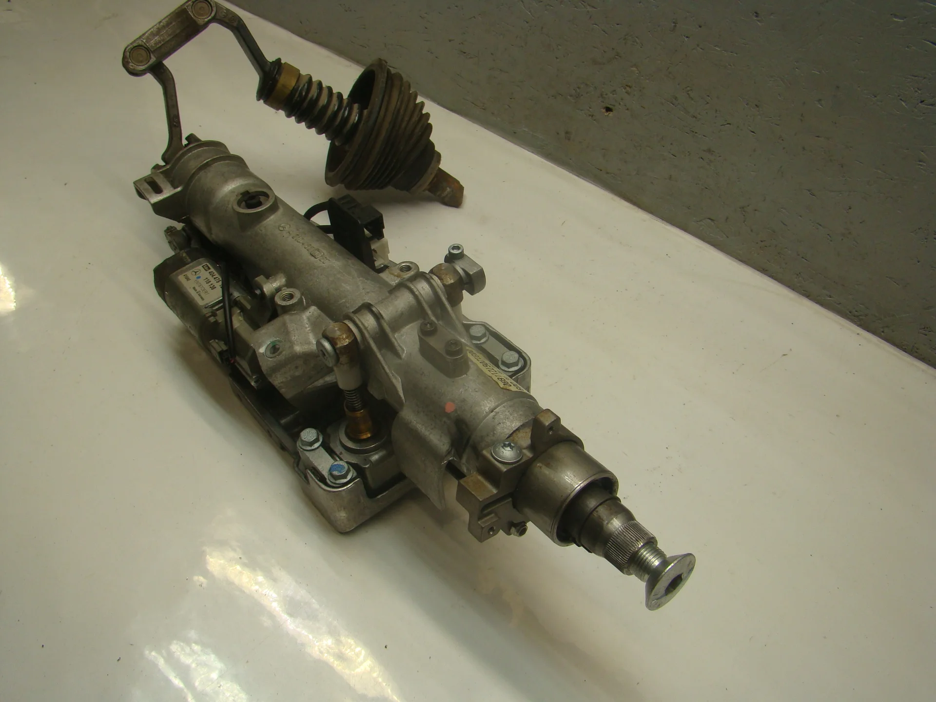 Колонка рулевая Mercedes-Benz W210 112 A2104604616 - миниатюра 2