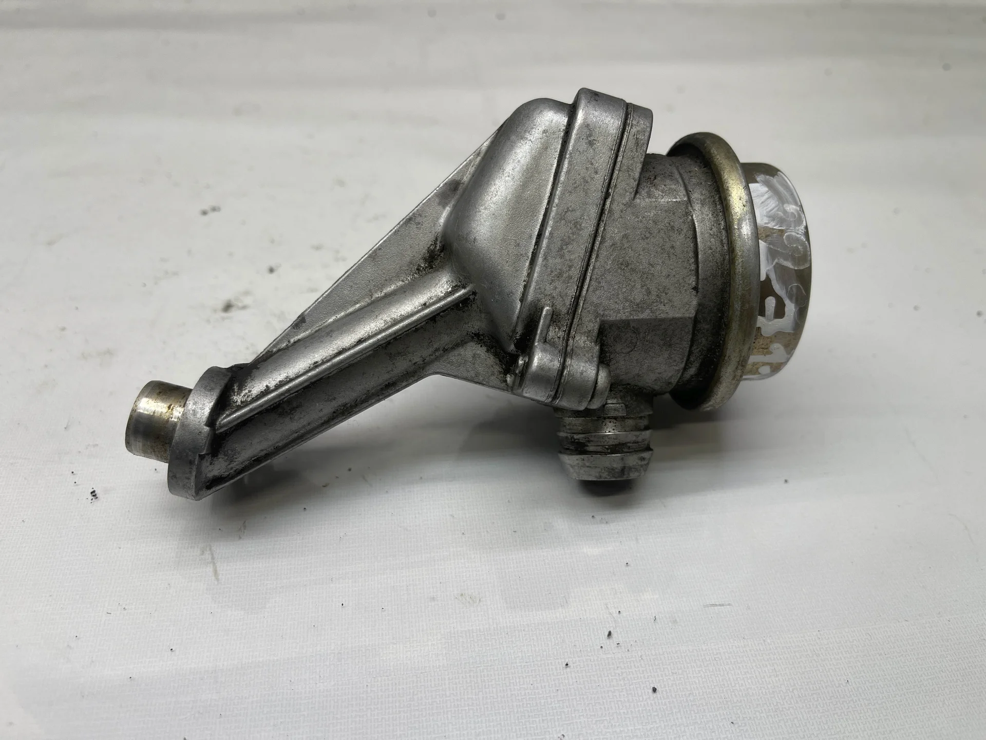 Клапан ЕГР Mercedes-Benz W211 112 A0021403560 - миниатюра 2