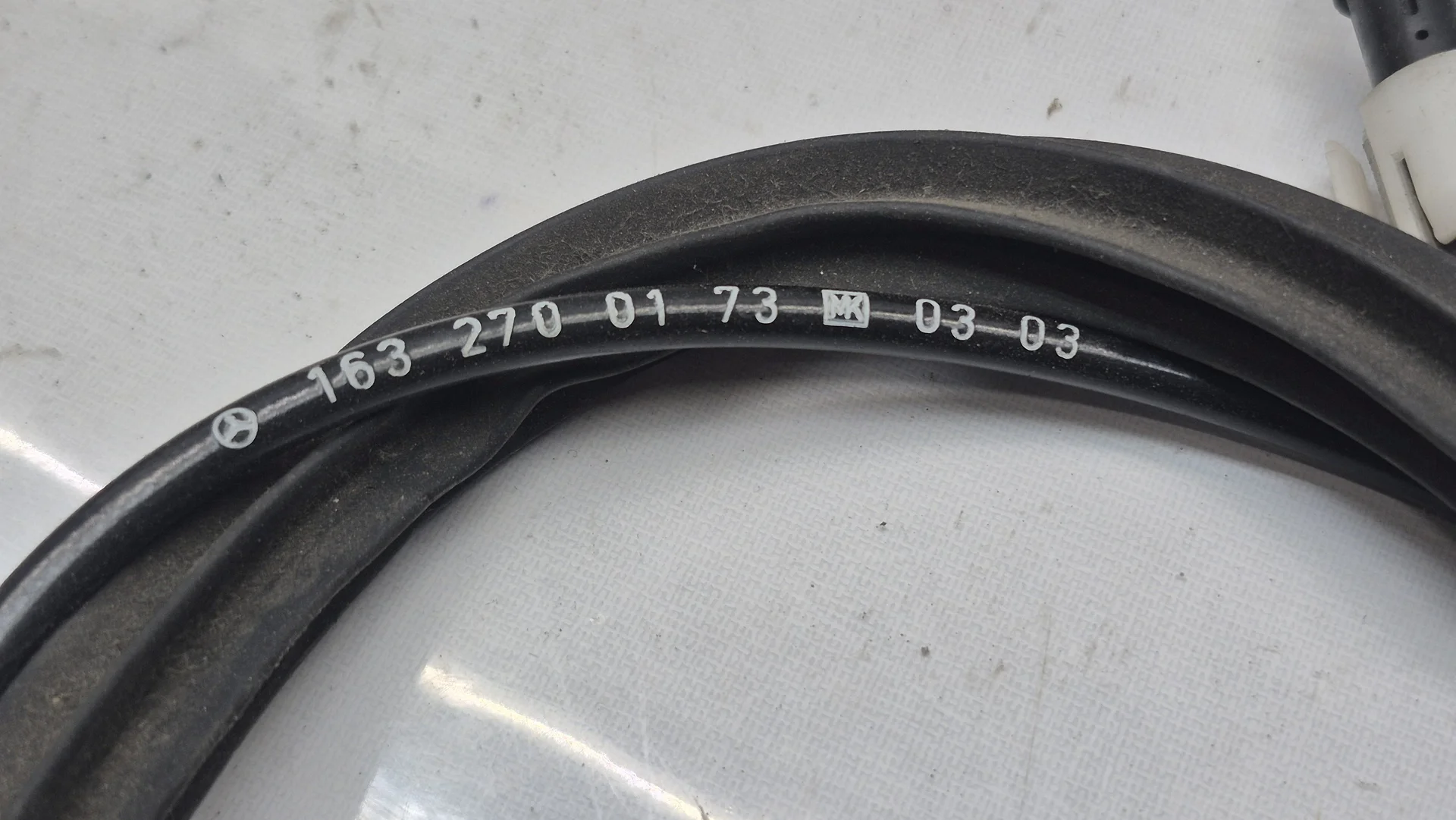 Трос блокировки АКПП Mercedes-Benz W163 A1632700173 - миниатюра 2