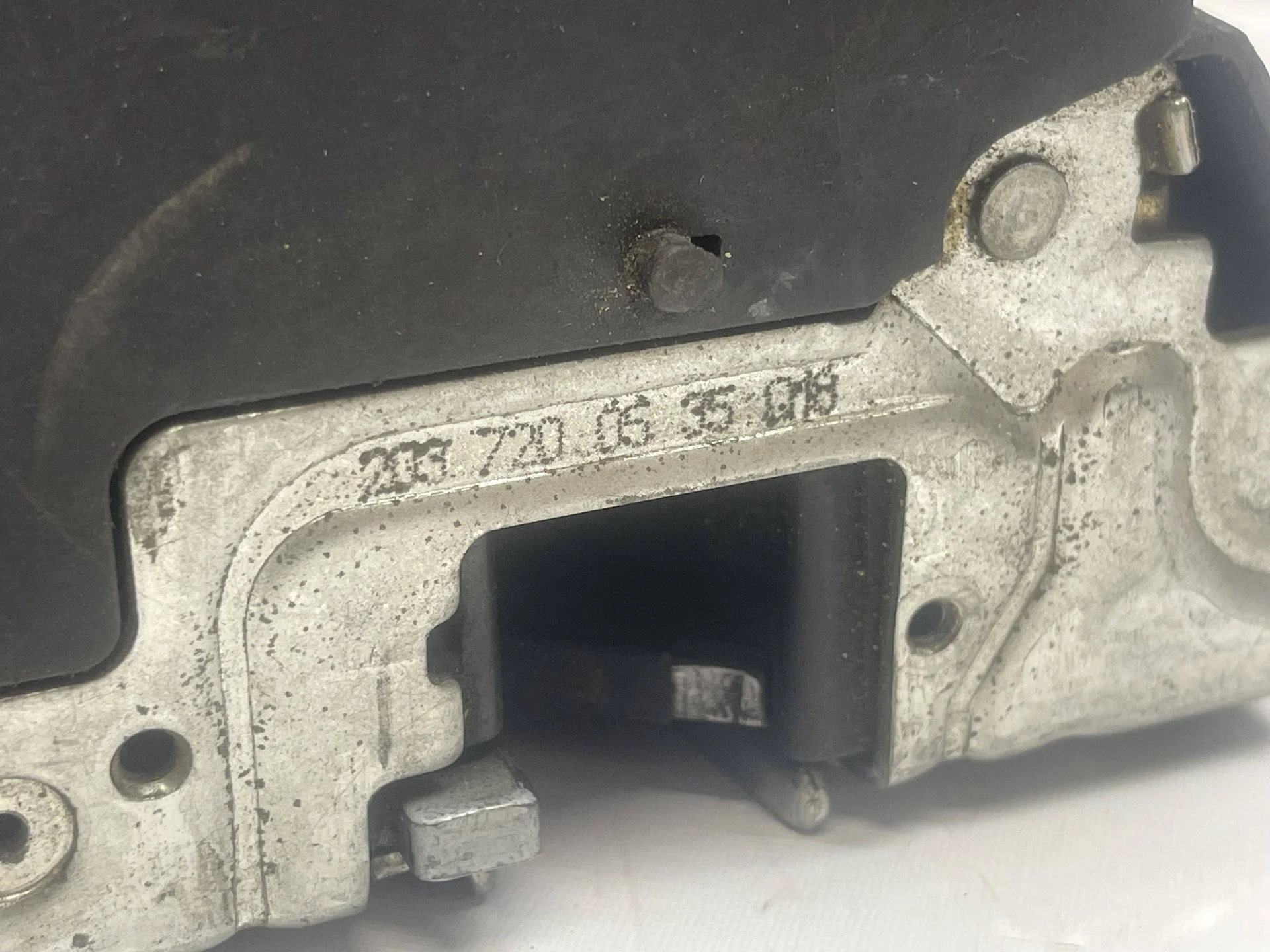 Замок двери передней левой Mercedes-Benz W203  A2037200535 - миниатюра 2