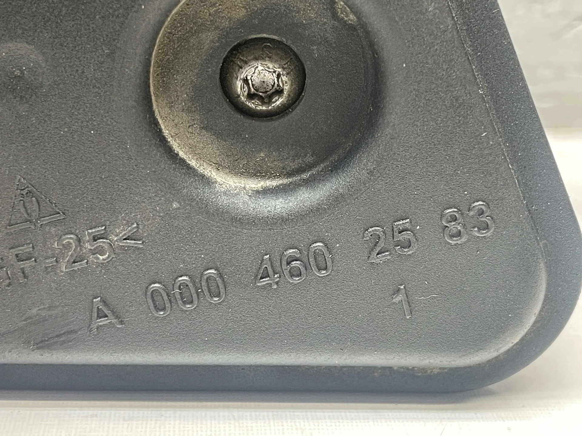 Бачок насоса гидроусилителя руля Mercedes-Benz W164 272 A0004602583 - миниатюра 3