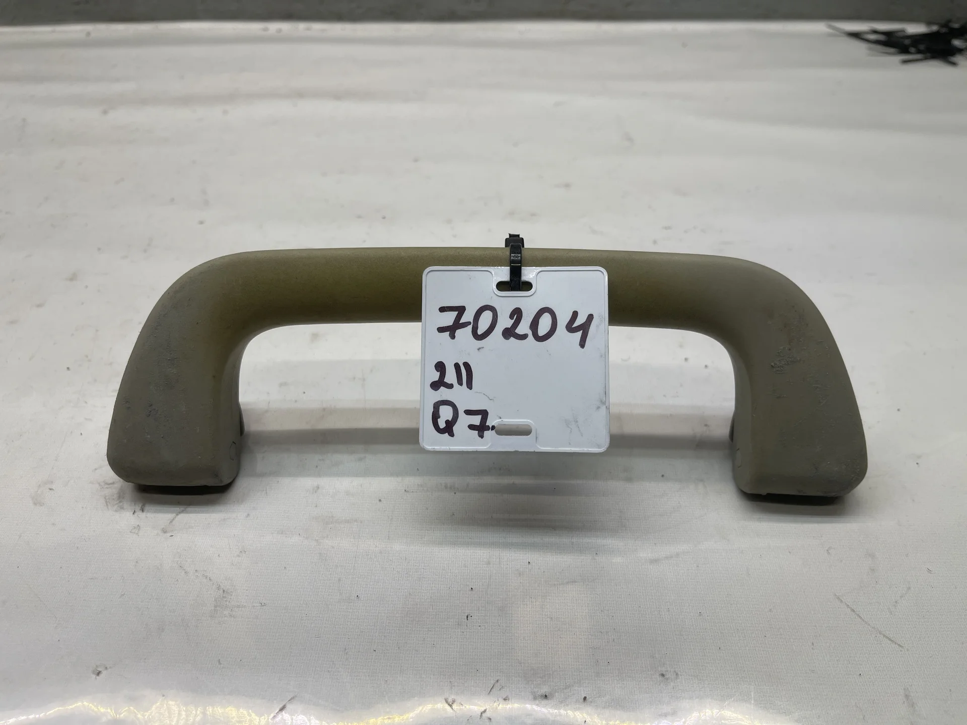 Поручень потолочный Mercedes-Benz W221 A2218100351 - изображение 1