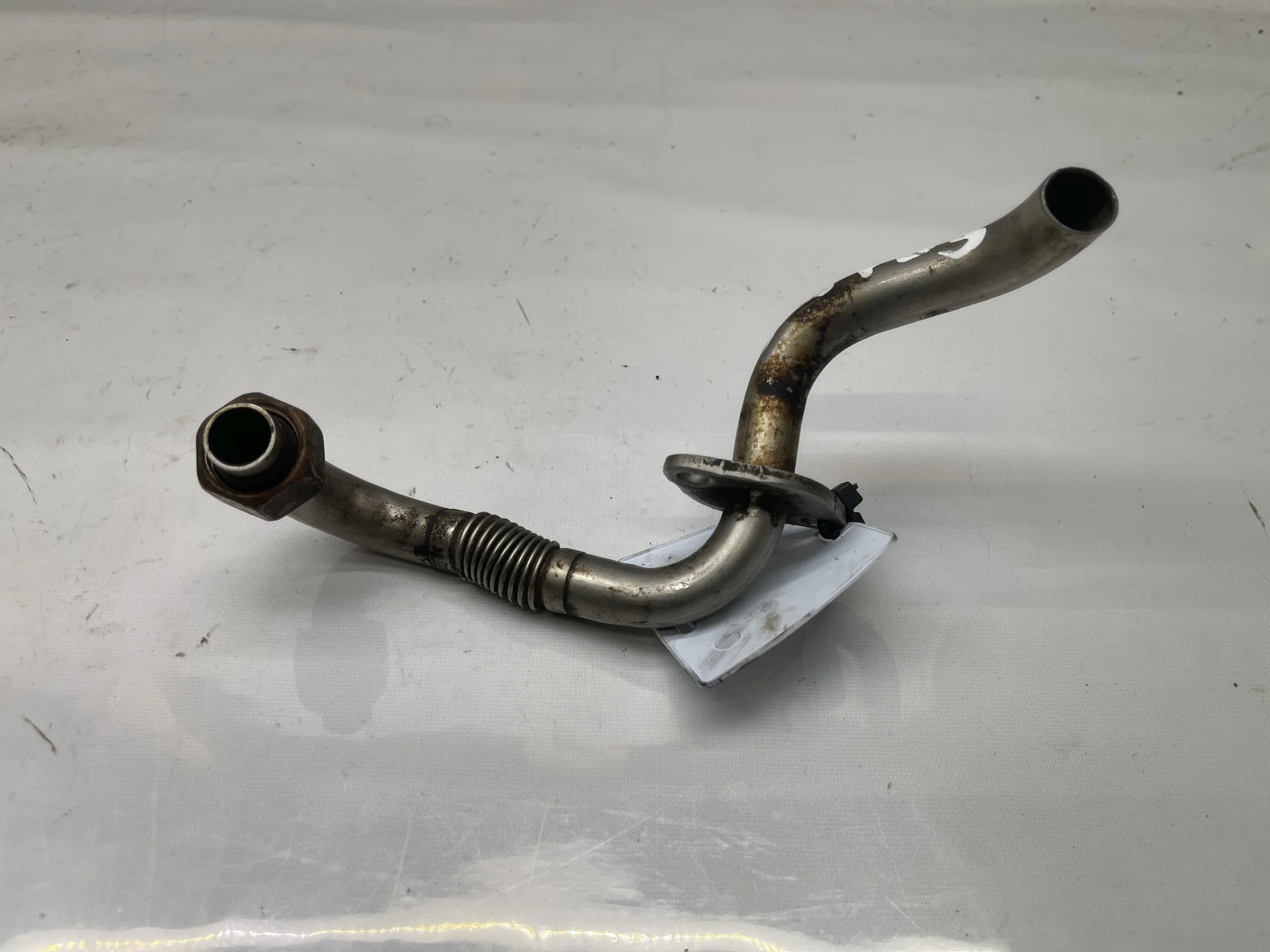 Трубка ЕГР Mercedes-Benz W211 112 A1121400108 - изображение 1
