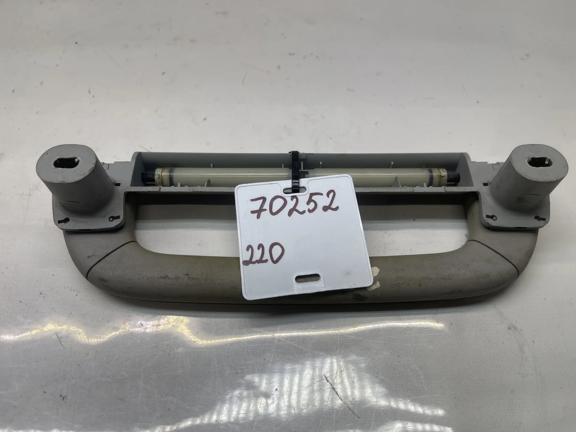 Поручень потолочный Mercedes-Benz W220  A2208100551 - миниатюра 2