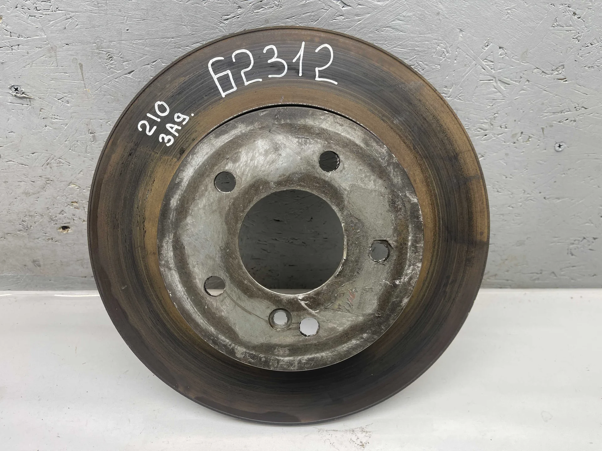 Диск тормозной задний Mercedes-Benz W210 112 A2104230612 - изображение 1