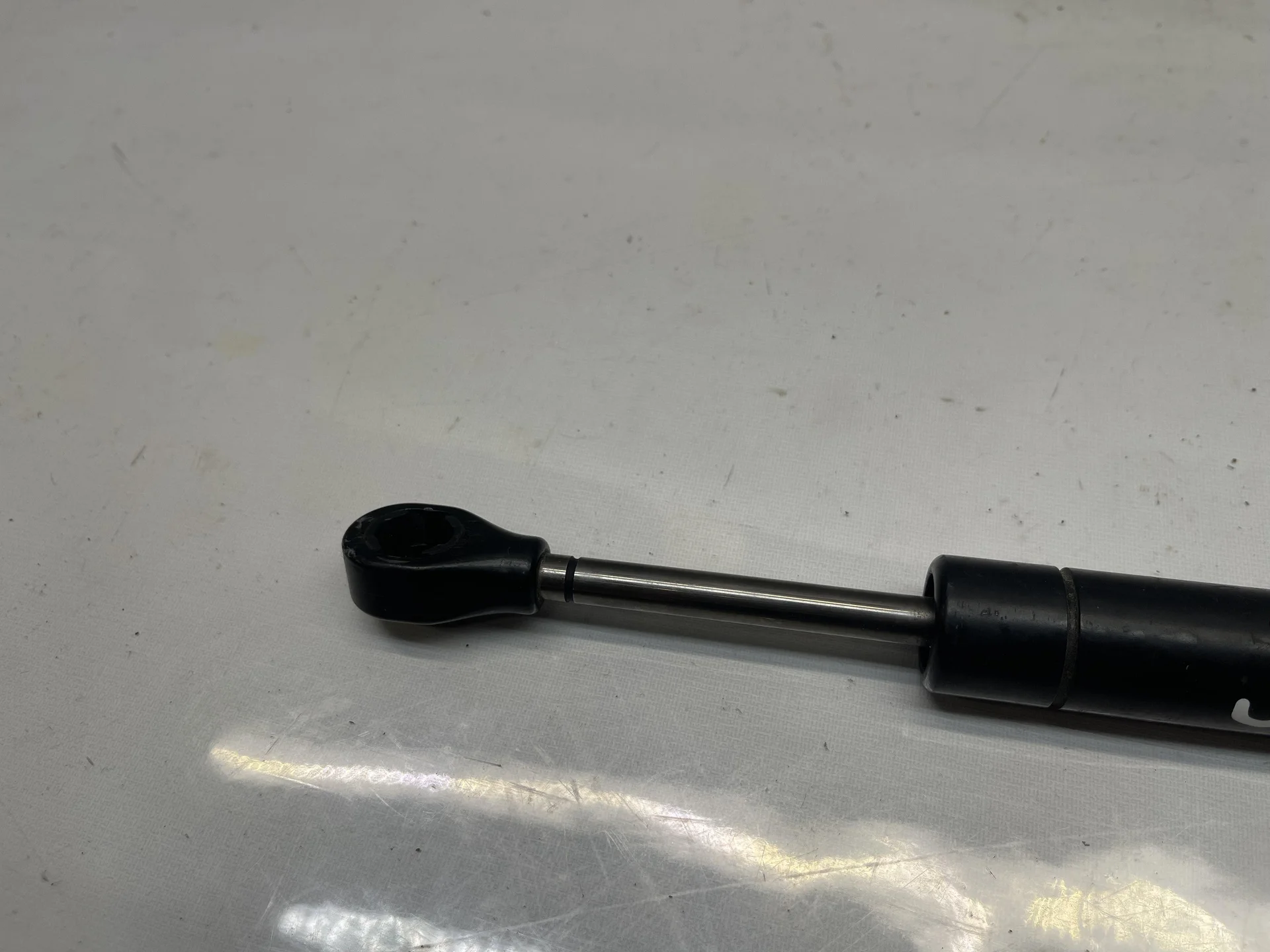 Ограничитель двери задний Mercedes-Benz W221 A2217300516 - миниатюра 3