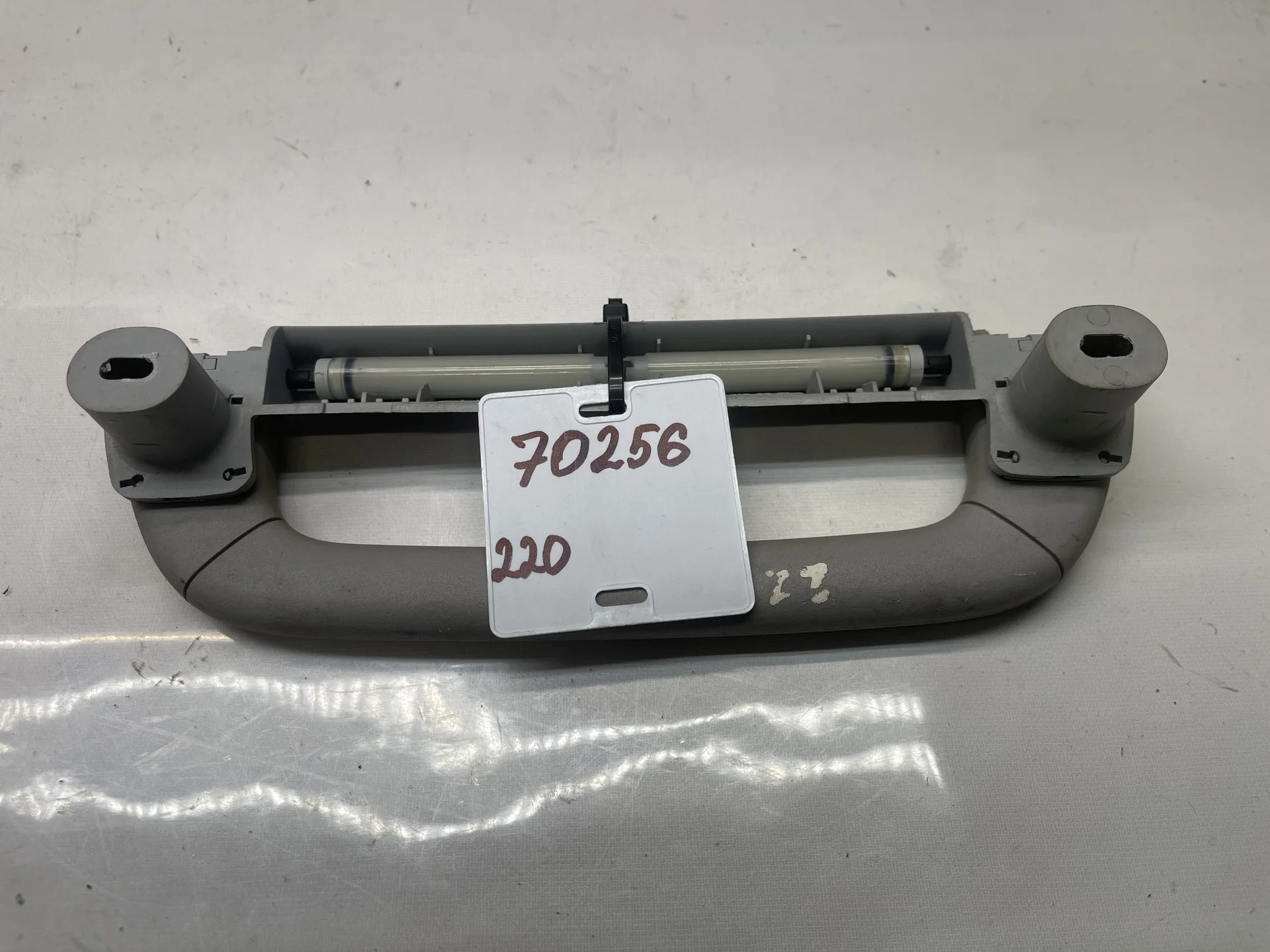 Поручень потолочный Mercedes-Benz W220 A2208100551 - миниатюра 2