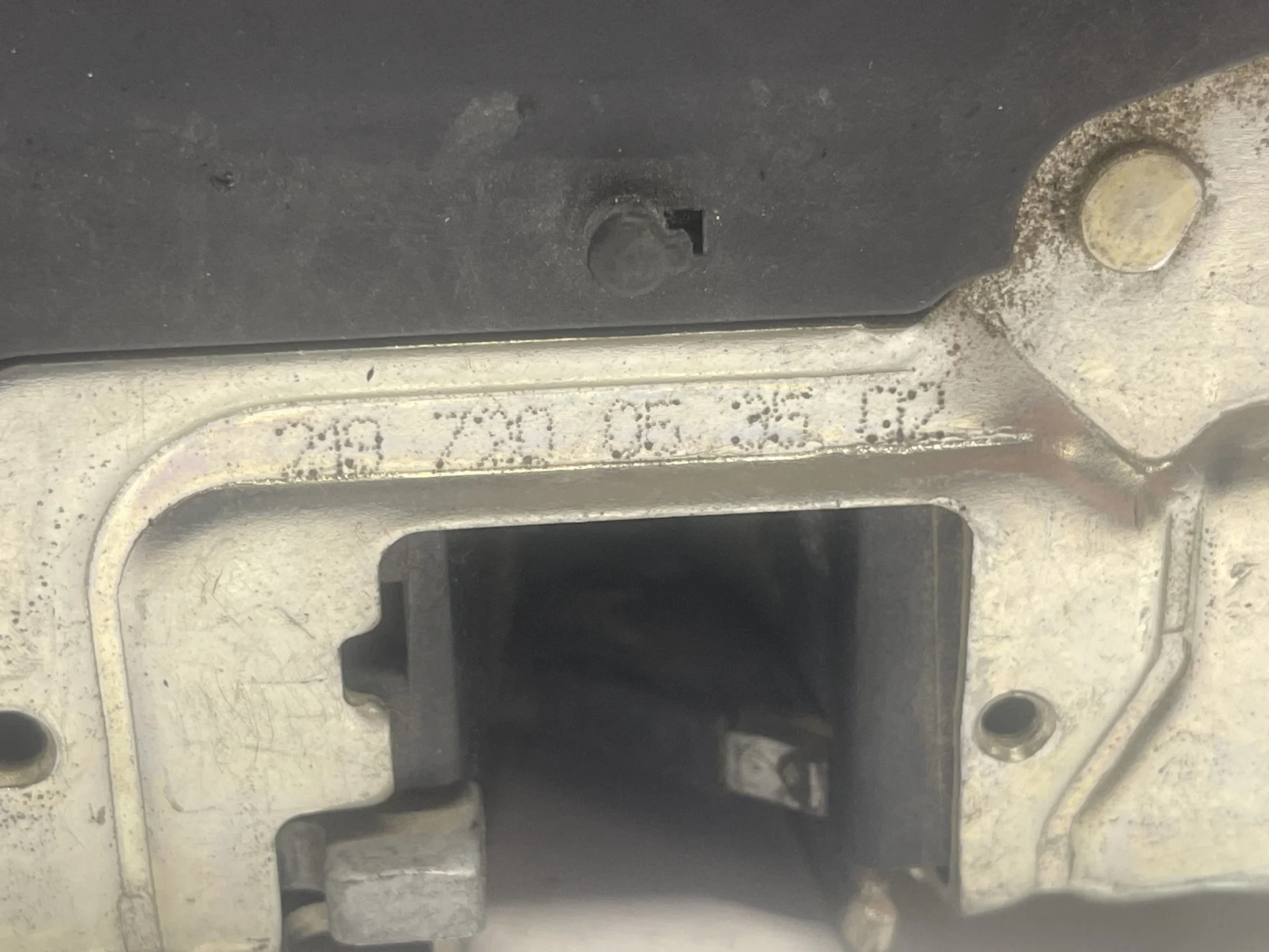 Замок двери передней левой Mercedes-Benz C219  A2197200535 - миниатюра 2