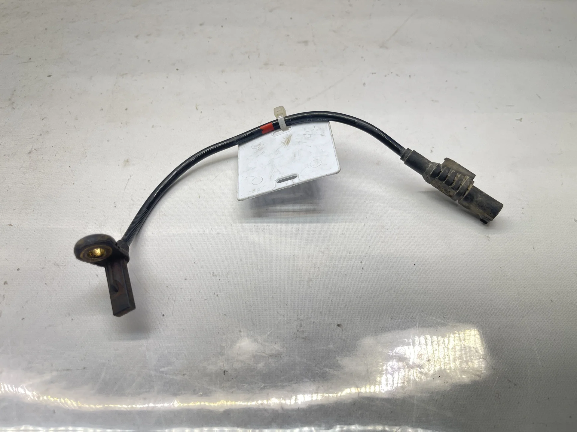 Датчик ABS задний Mercedes-Benz W164 A1645400717 - изображение 1