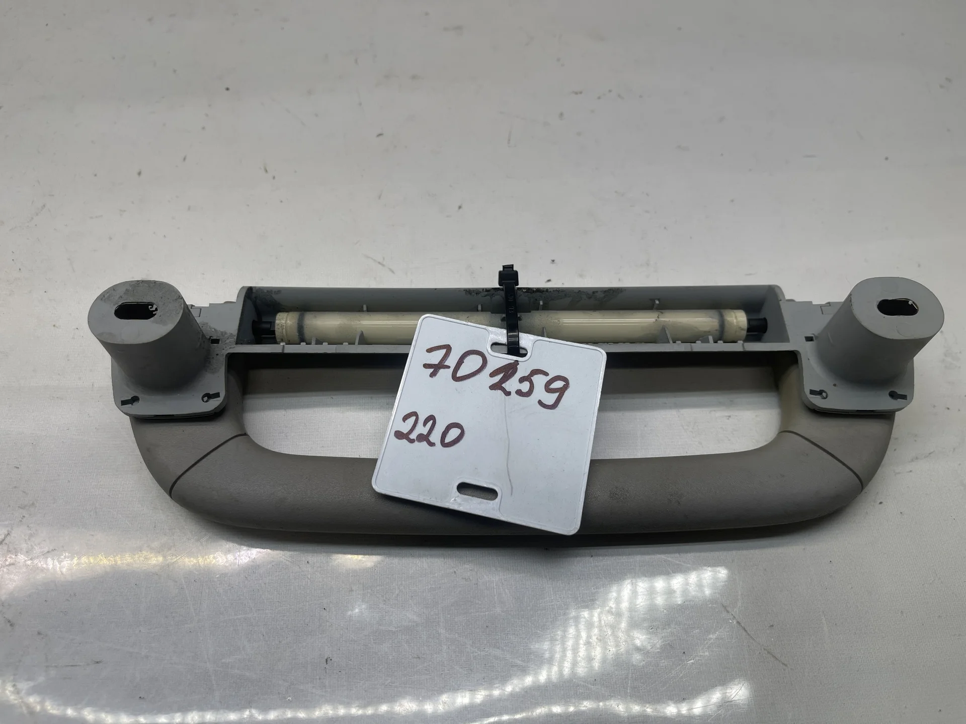 Поручень потолочный Mercedes-Benz W220  A2208100551 - миниатюра 2