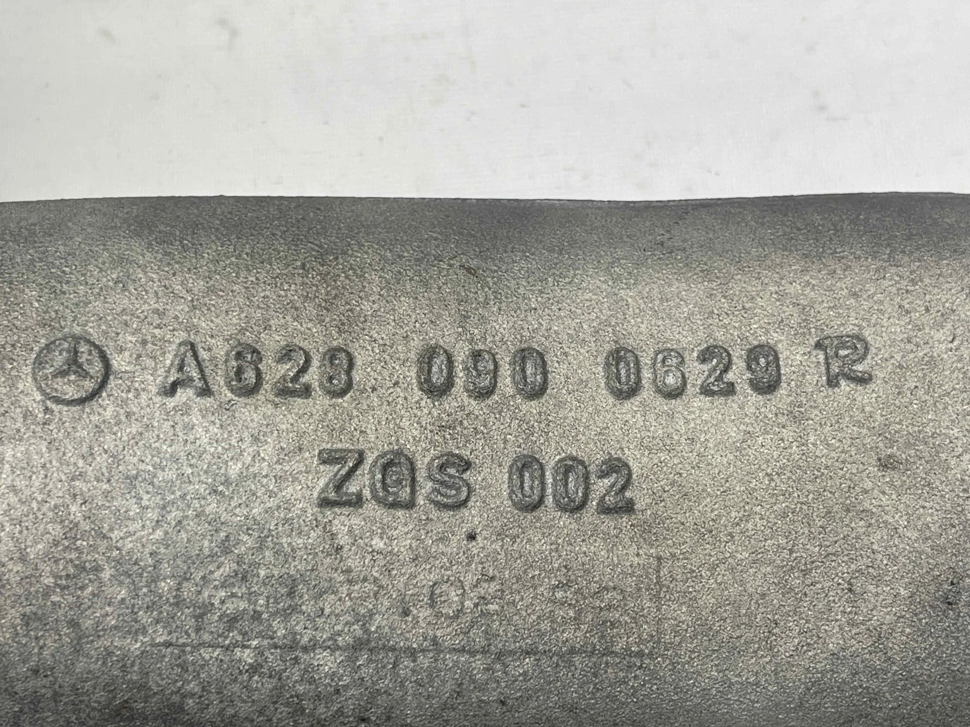 Патрубок интеркулера Mercedes-Benz W163 628 A6280900629 - миниатюра 3