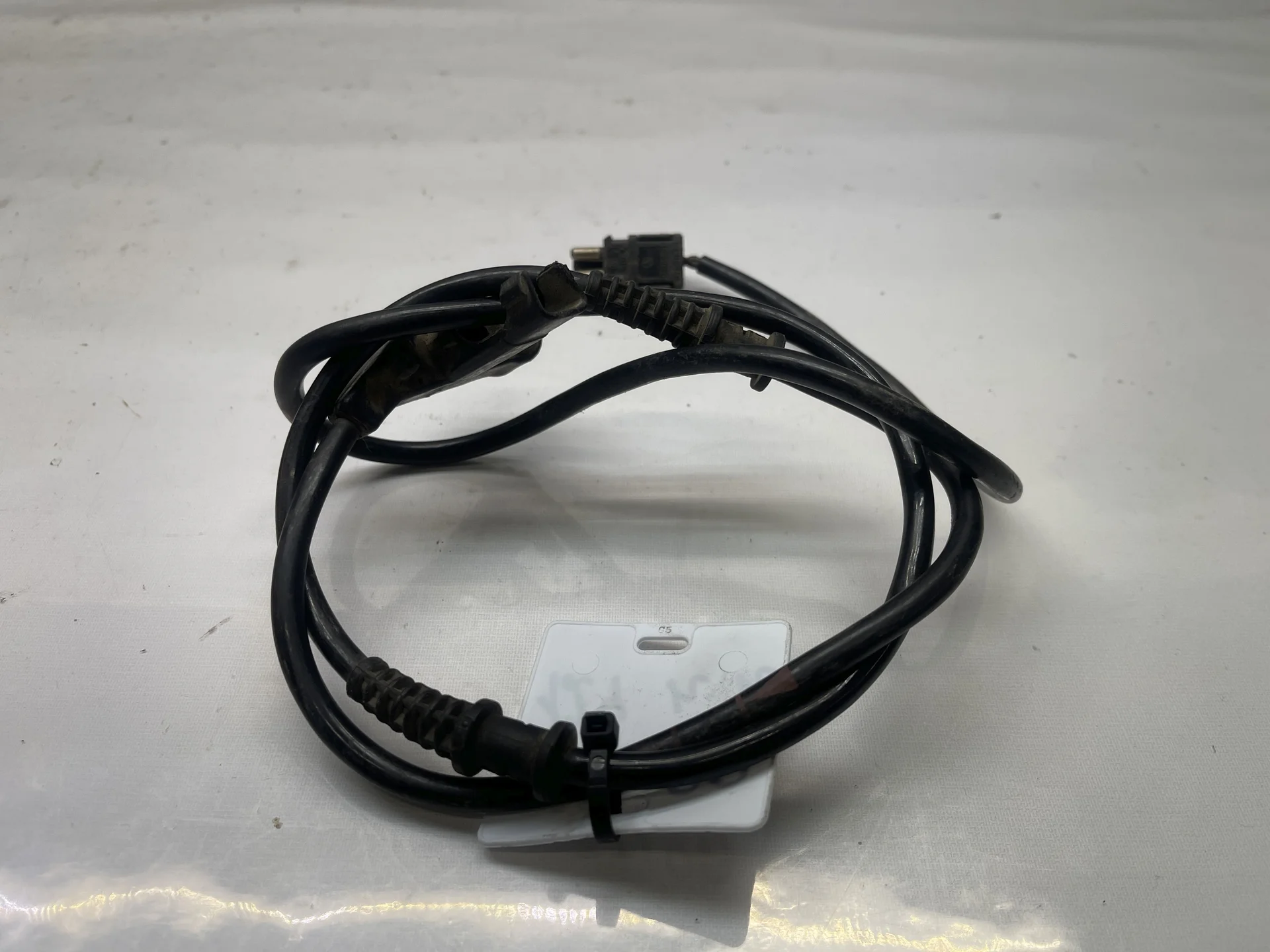 Проводка датчика износа передних колодок Mercedes-Benz W124 A1245406507 - изображение 1