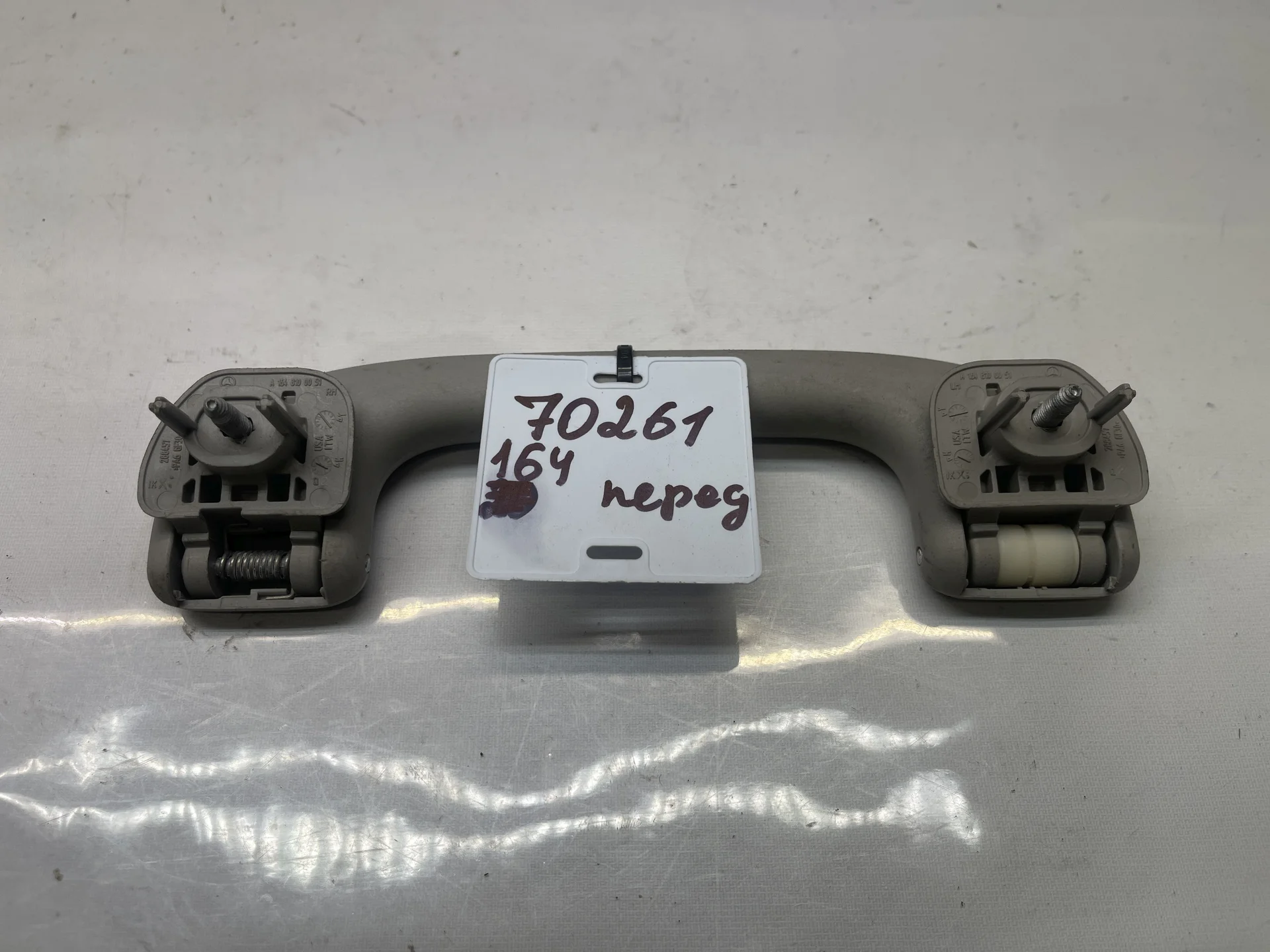 Поручень потолочный передний левый Mercedes-Benz W164 A1648100051 - миниатюра 2