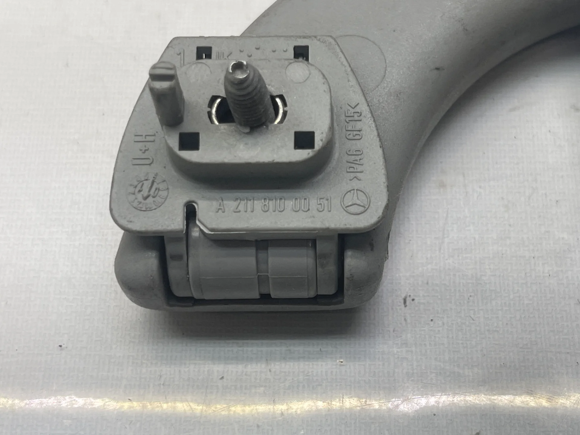 Поручень потолочный передний Mercedes-Benz W211 A2118100051 - миниатюра 3