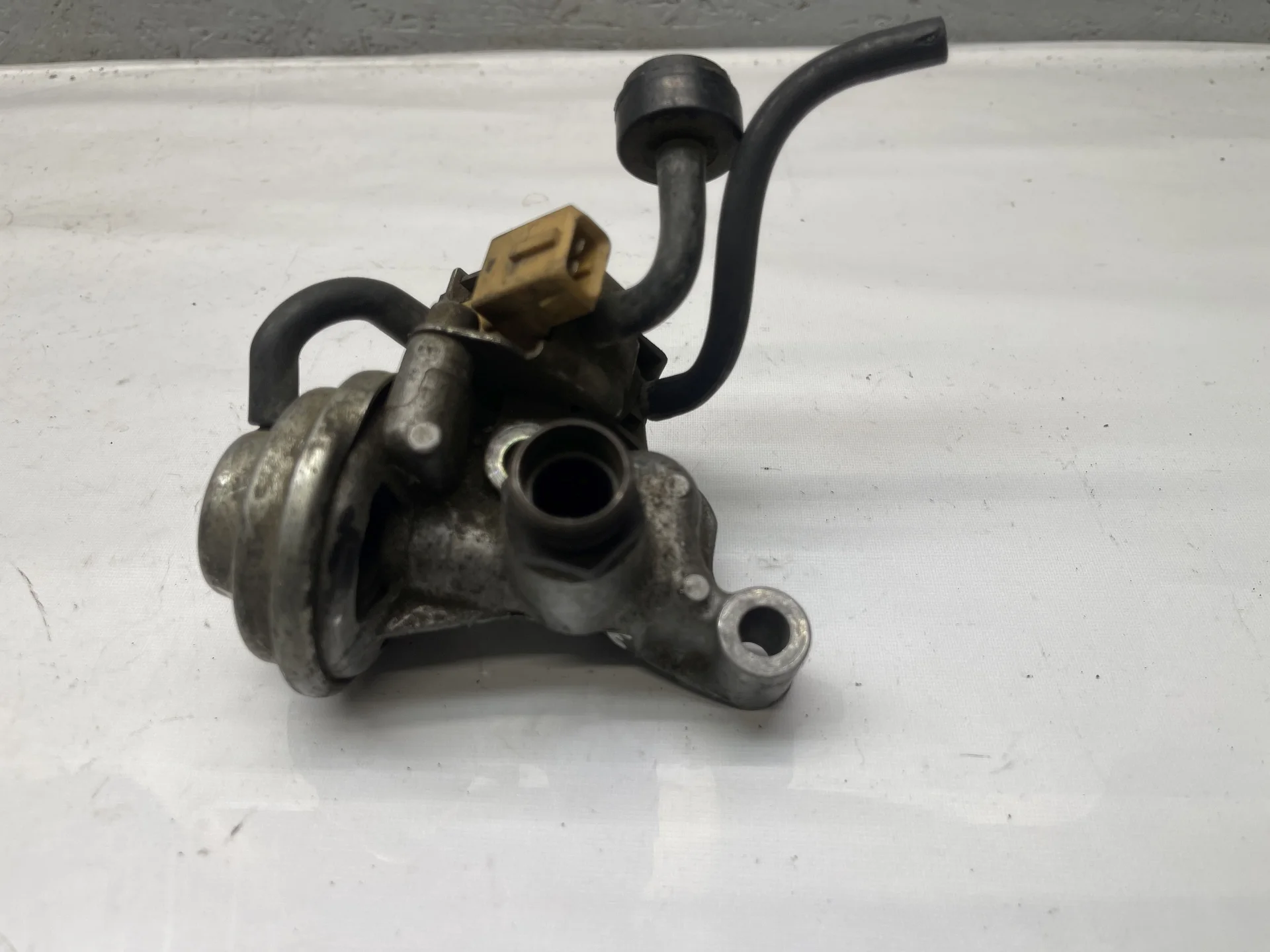 Клапан ЕГР Mercedes-Benz W211 112 A1121400060 - миниатюра 3