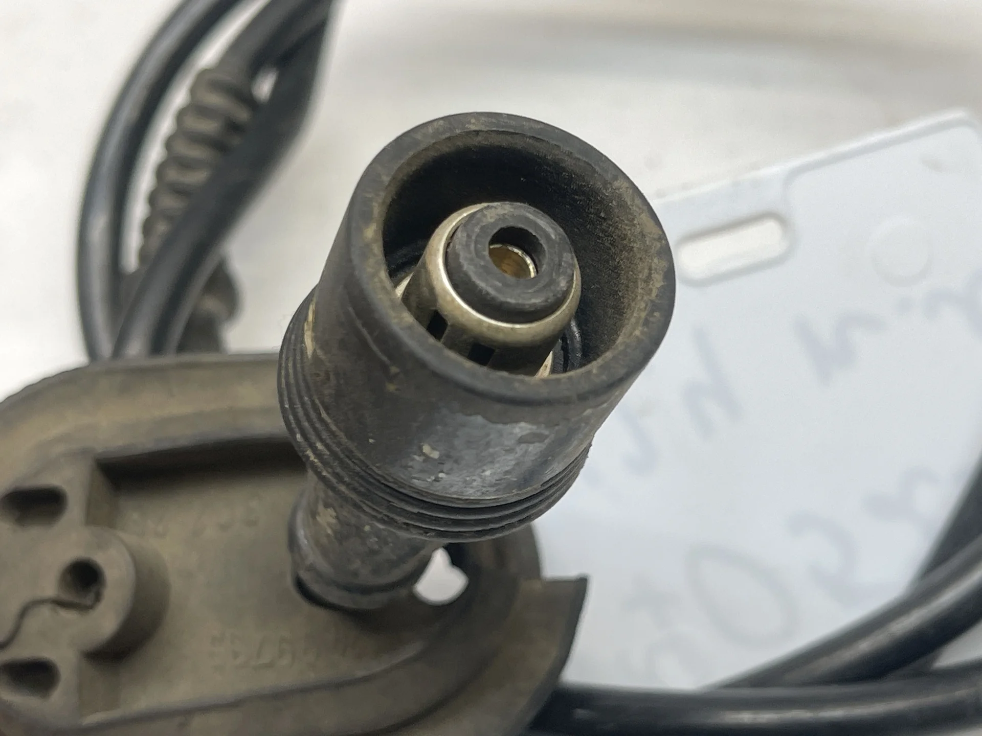 Датчик ABS передний левый Mercedes-Benz W124 A1245401617 - миниатюра 2