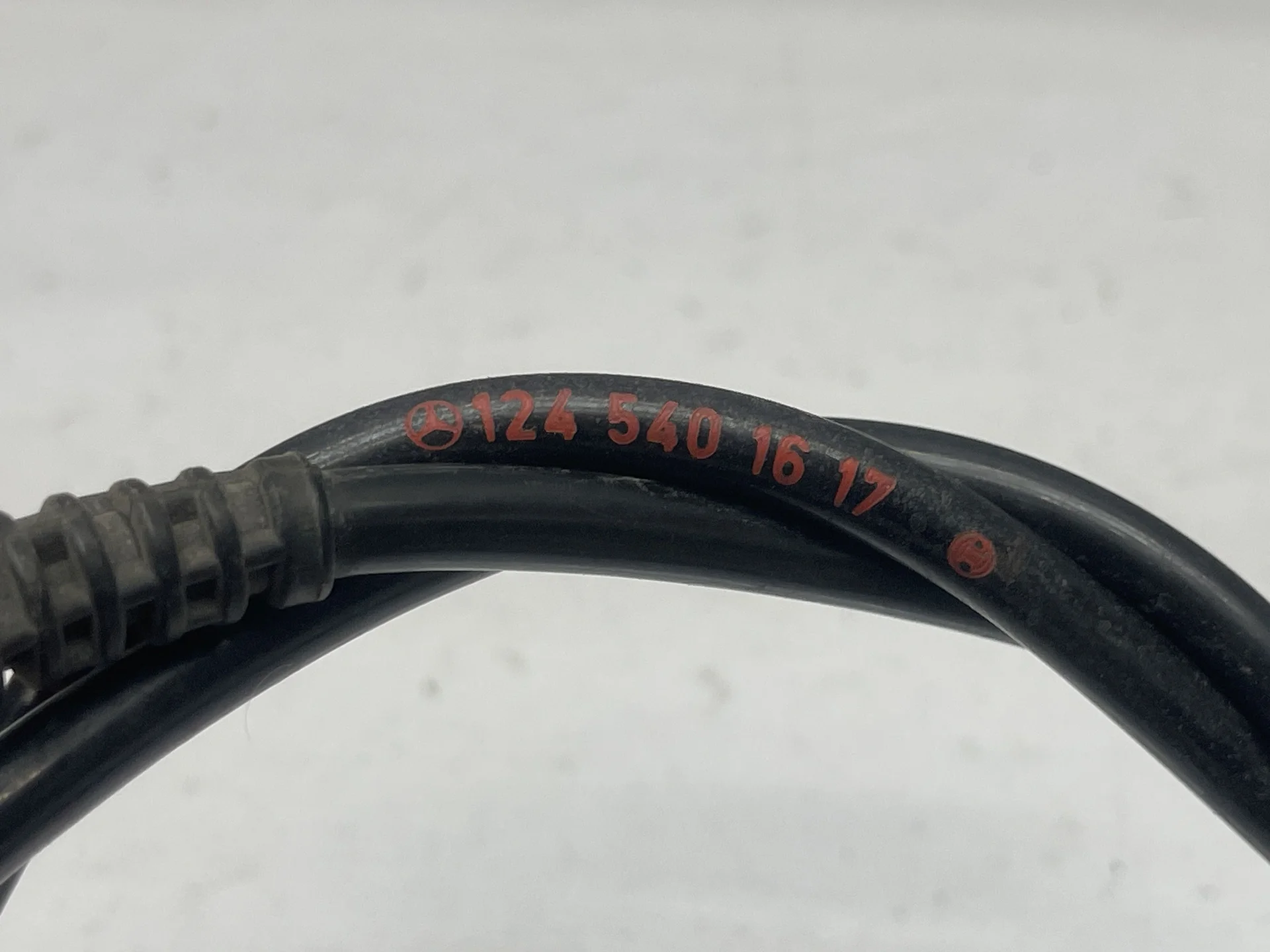 Датчик ABS передний левый Mercedes-Benz W124 A1245401617 - миниатюра 4