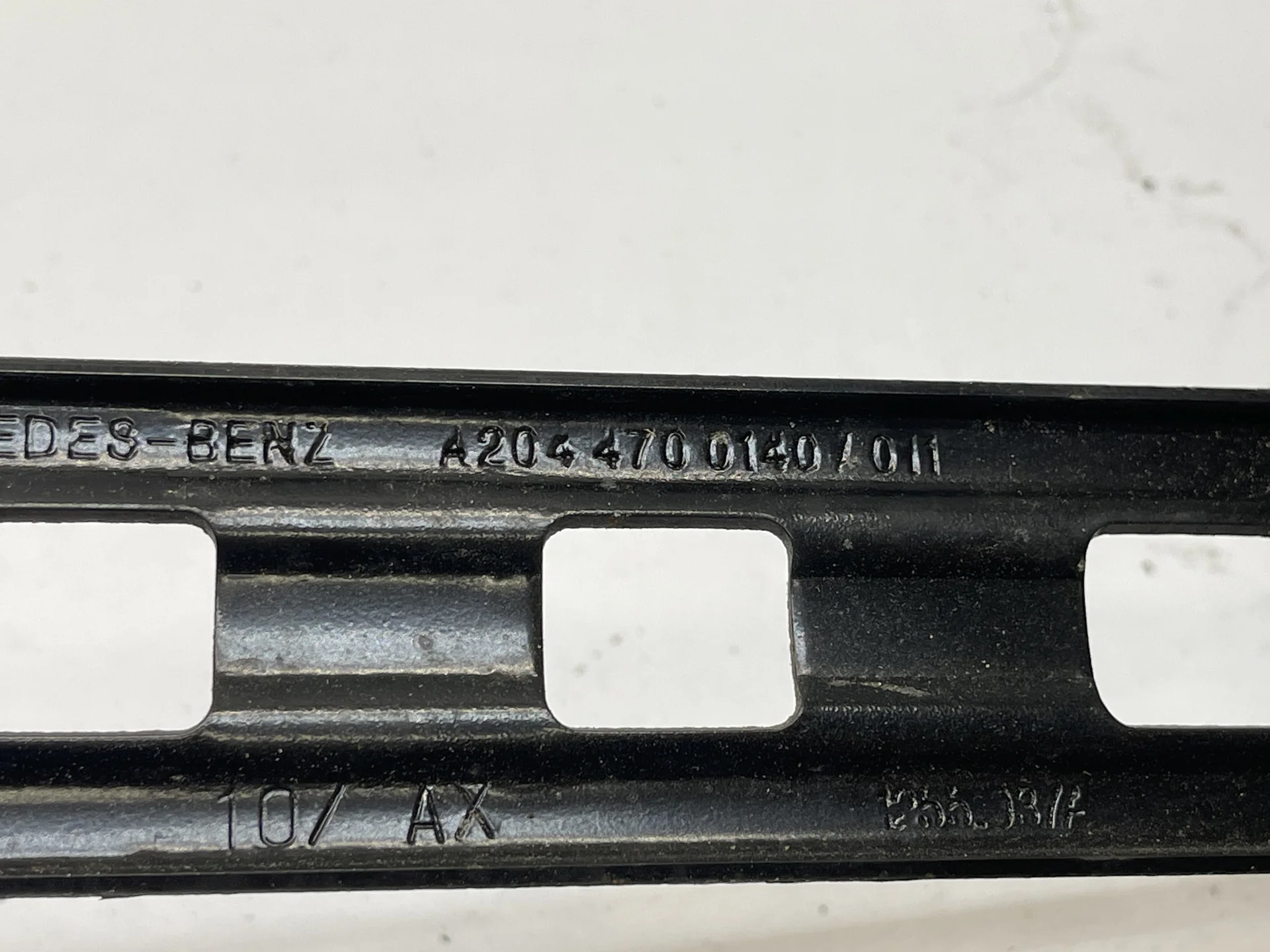 Лента крепления бензобака Mercedes-Benz W204 271 A2044700140 - миниатюра 2
